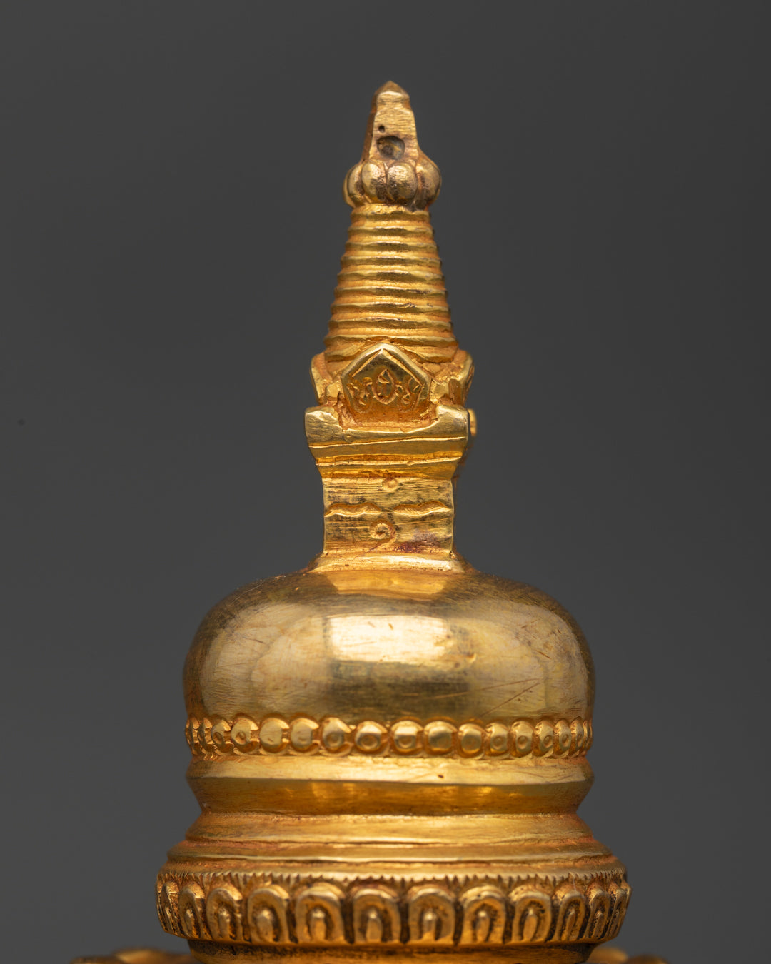 Sacred Tibetan Buddhist Stupa | Perfect for Meditation
