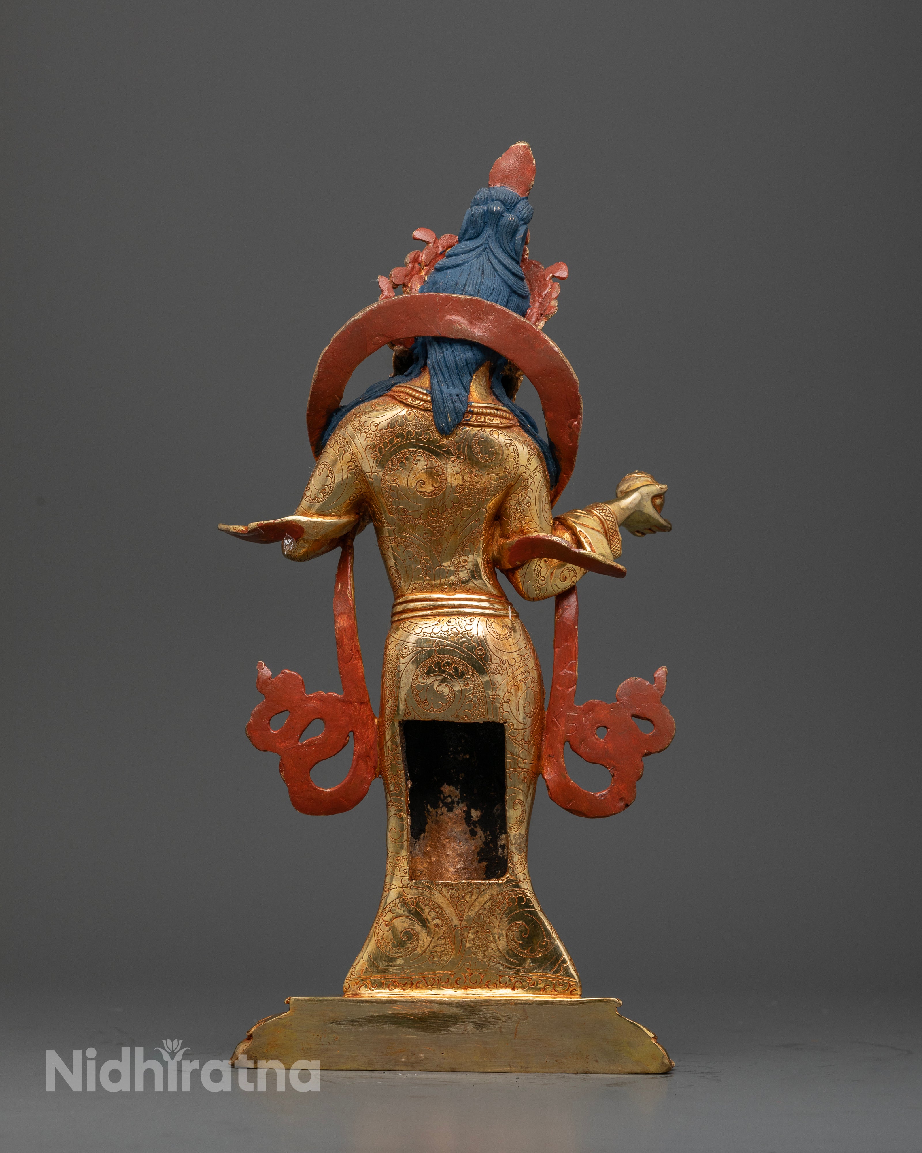 Twin Flames of Devotion: Yeshe Tsogyal and Mandarva