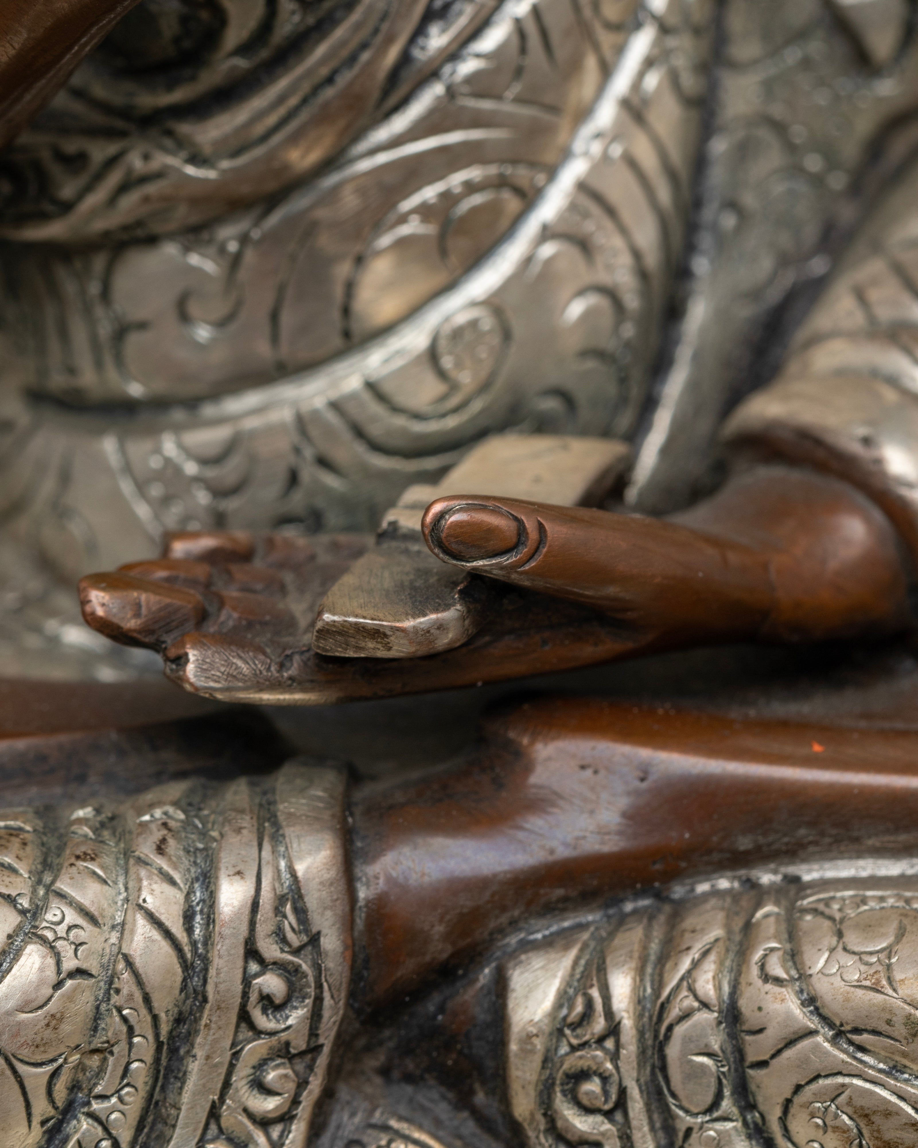 Oxidized Tsongkhapa Set: The Embodiment of Wisdom and Compassion