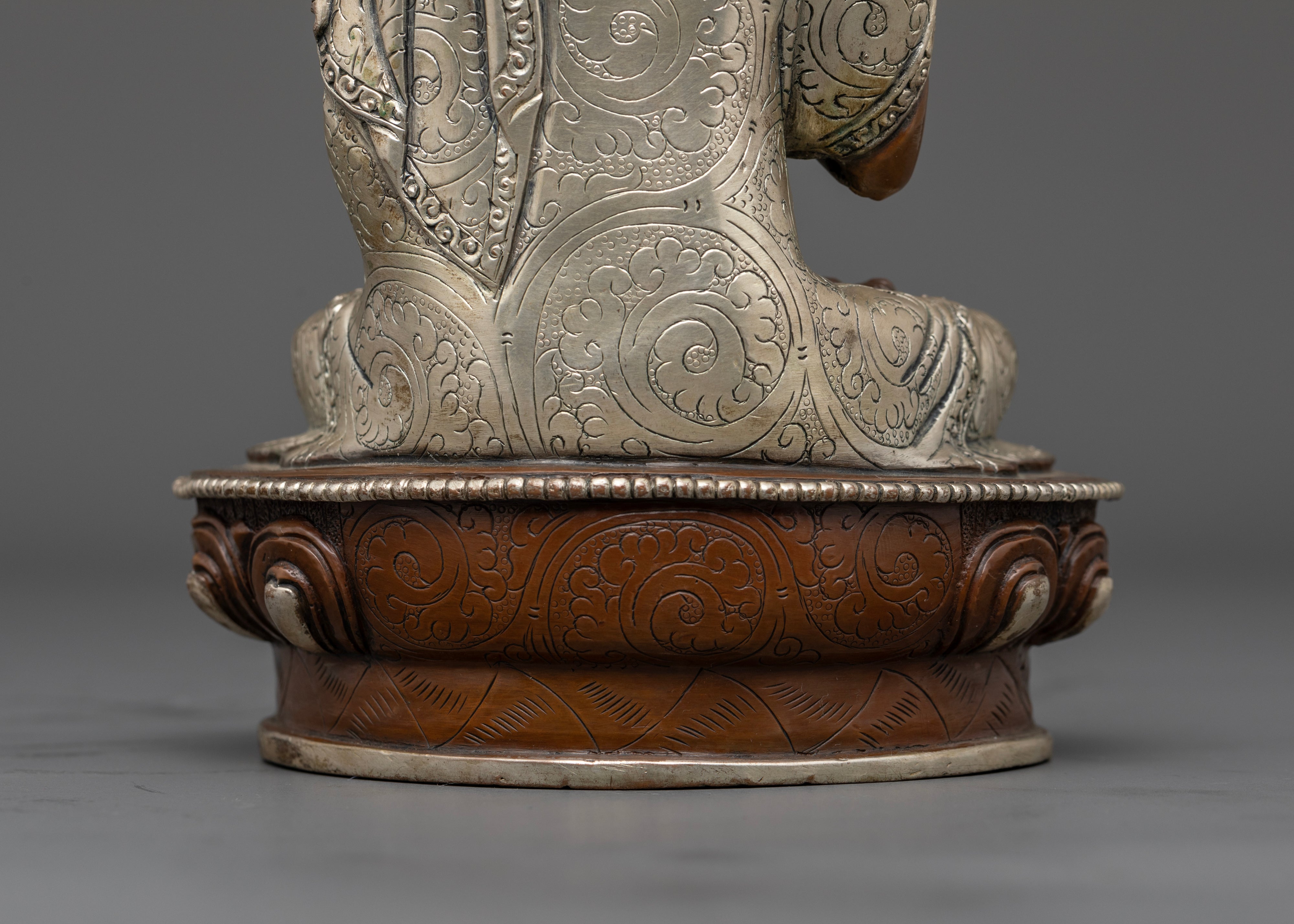 Oxidized Tsongkhapa Set: The Embodiment of Wisdom and Compassion