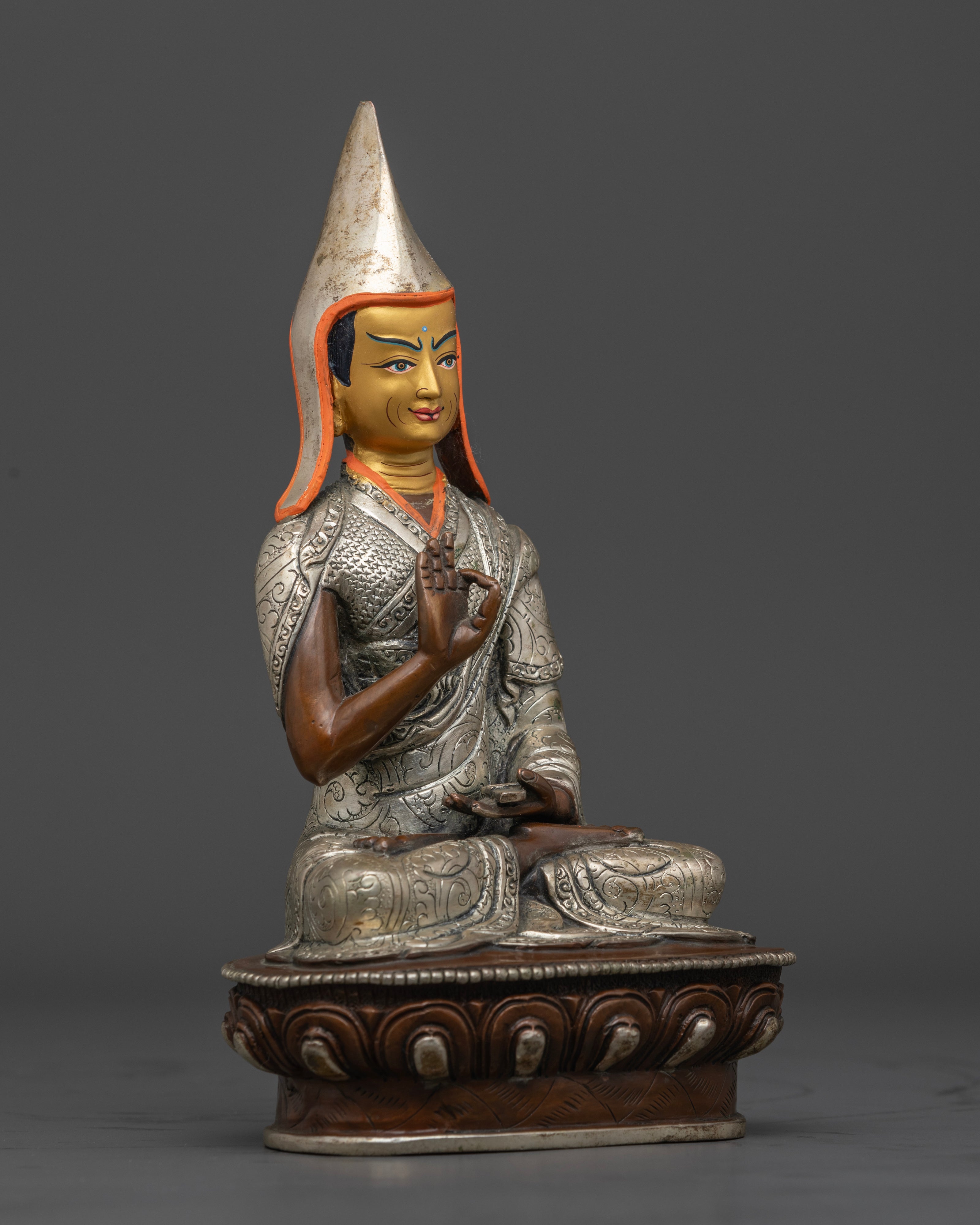 Oxidized Tsongkhapa Set: The Embodiment of Wisdom and Compassion