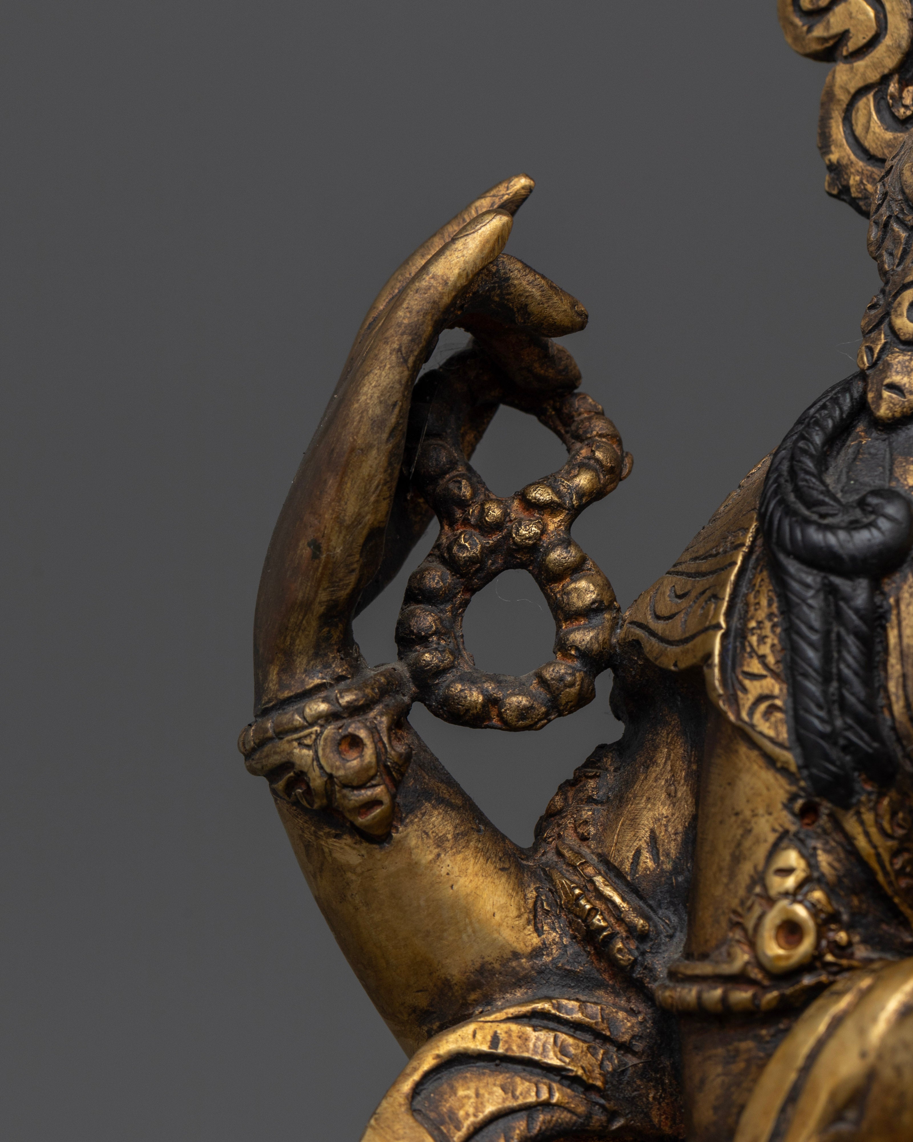 Antique Chenrezig Sculpture: Icon of Infinite Compassion and Wisdom