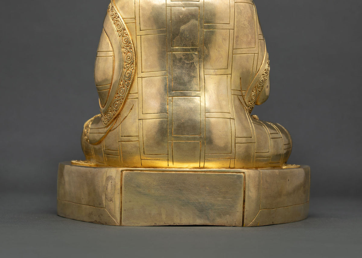 The Tsangpa Gyare Statue | Founder of Drukpa Kagyu Lineage