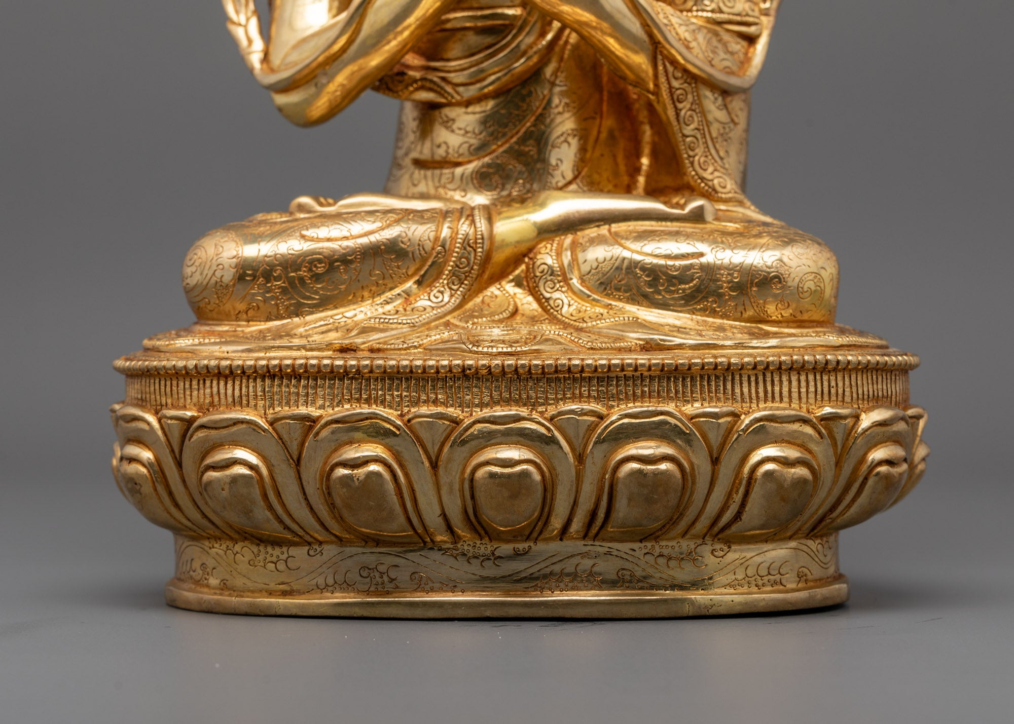 Je Tsongkhapa with Gyaltsab and Khedrup Statues