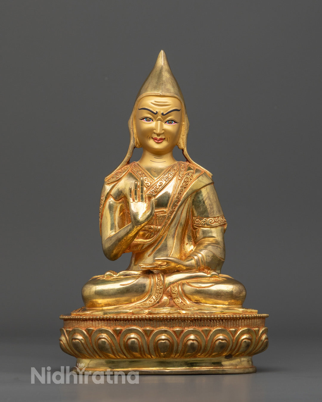 Guru Tsongkhapa with Disciples Statues