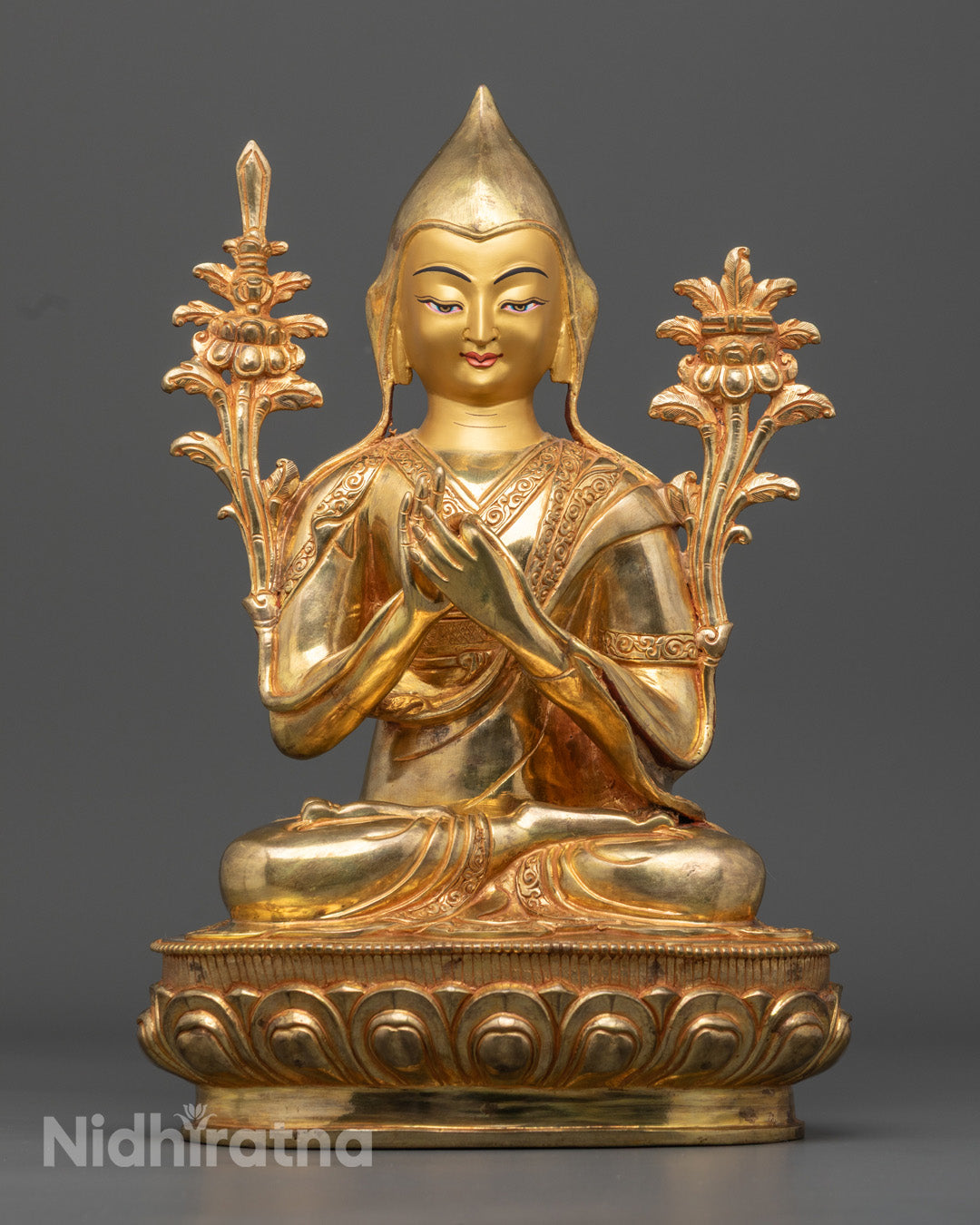 Guru Tsongkhapa with Disciples Statues