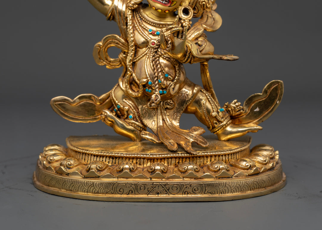 Powerful Vajrapani deity statue |
Decorative Vajrapani statue | Vajrapani deity figurine