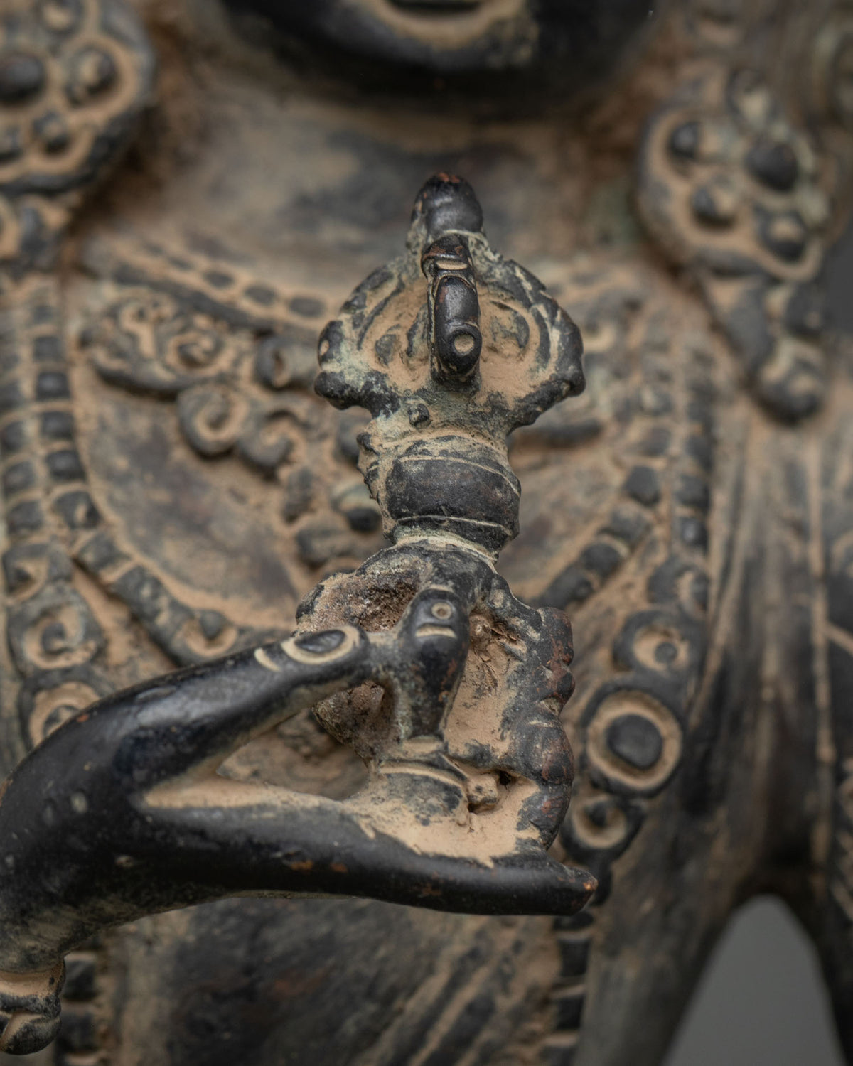 Oxidized Copper Vajrasattva Statue – Traditional Nepali Metalwork