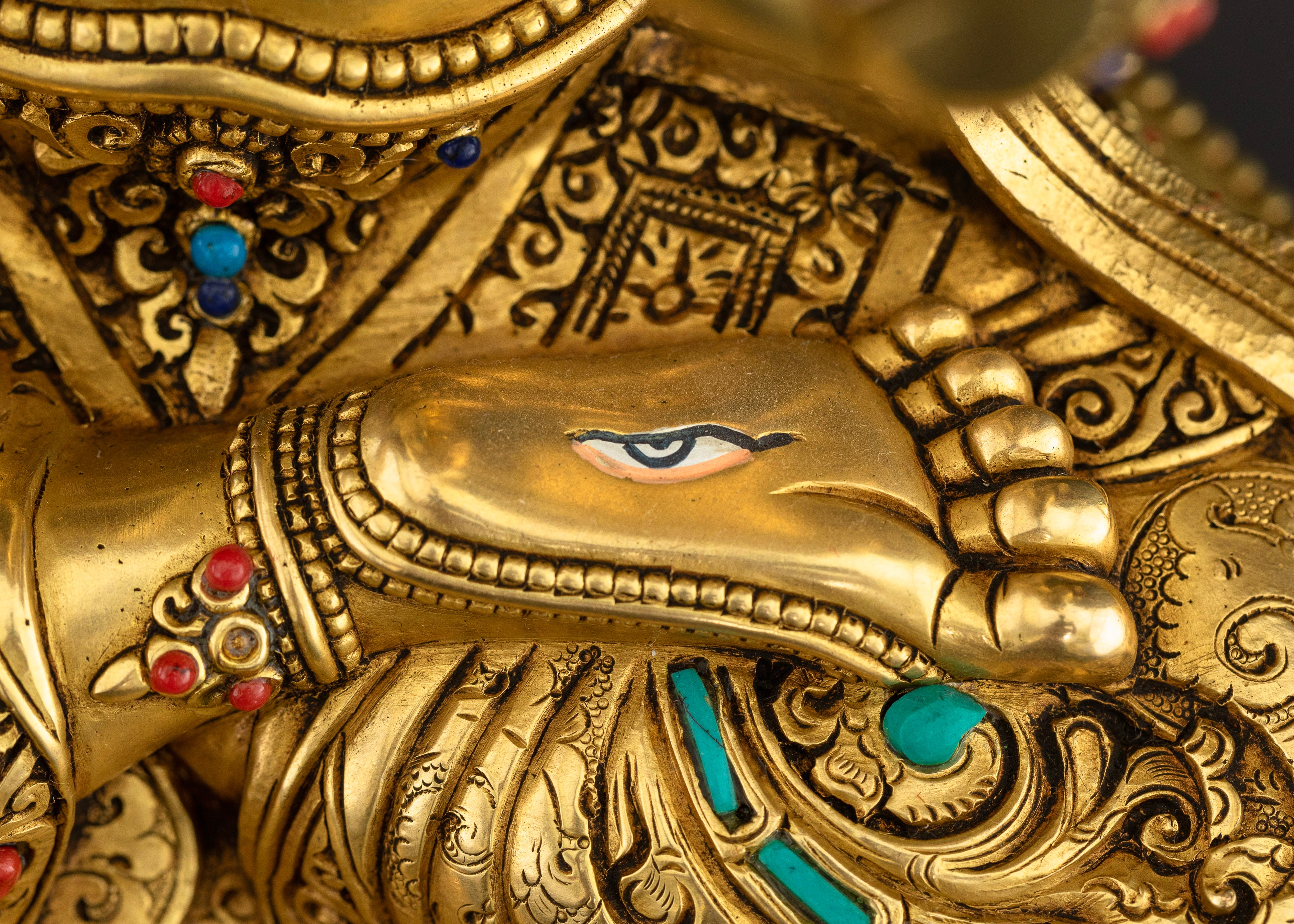 The Symbolism of White Tara: An Emblem of Healing and Longevity