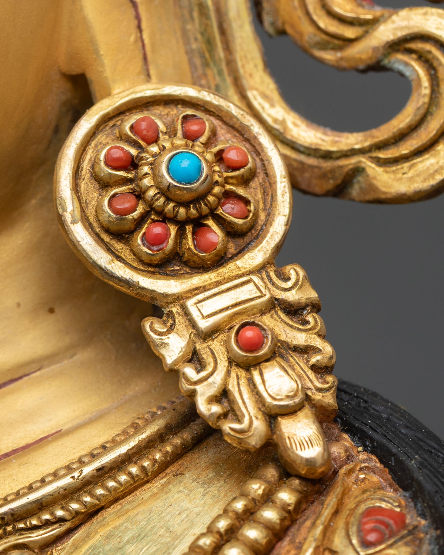 White Tara Buddhist Statue – Traditional Himalayan Spiritual Decor
