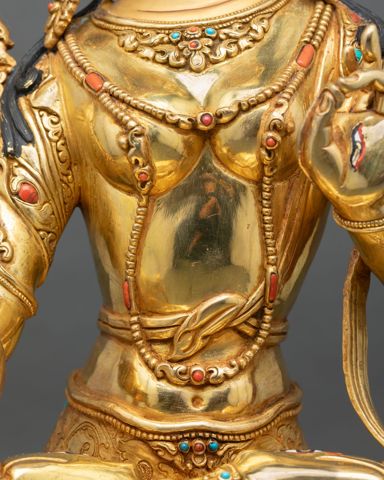 White Tara Buddhist Statue – Traditional Himalayan Spiritual Decor