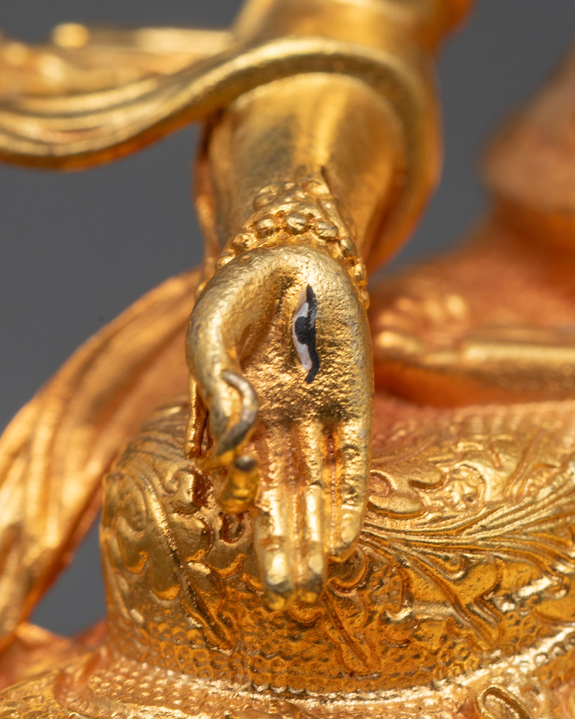 Sita Tara Statue | Machine-Made Peaceful Mother Goddess Sculpture