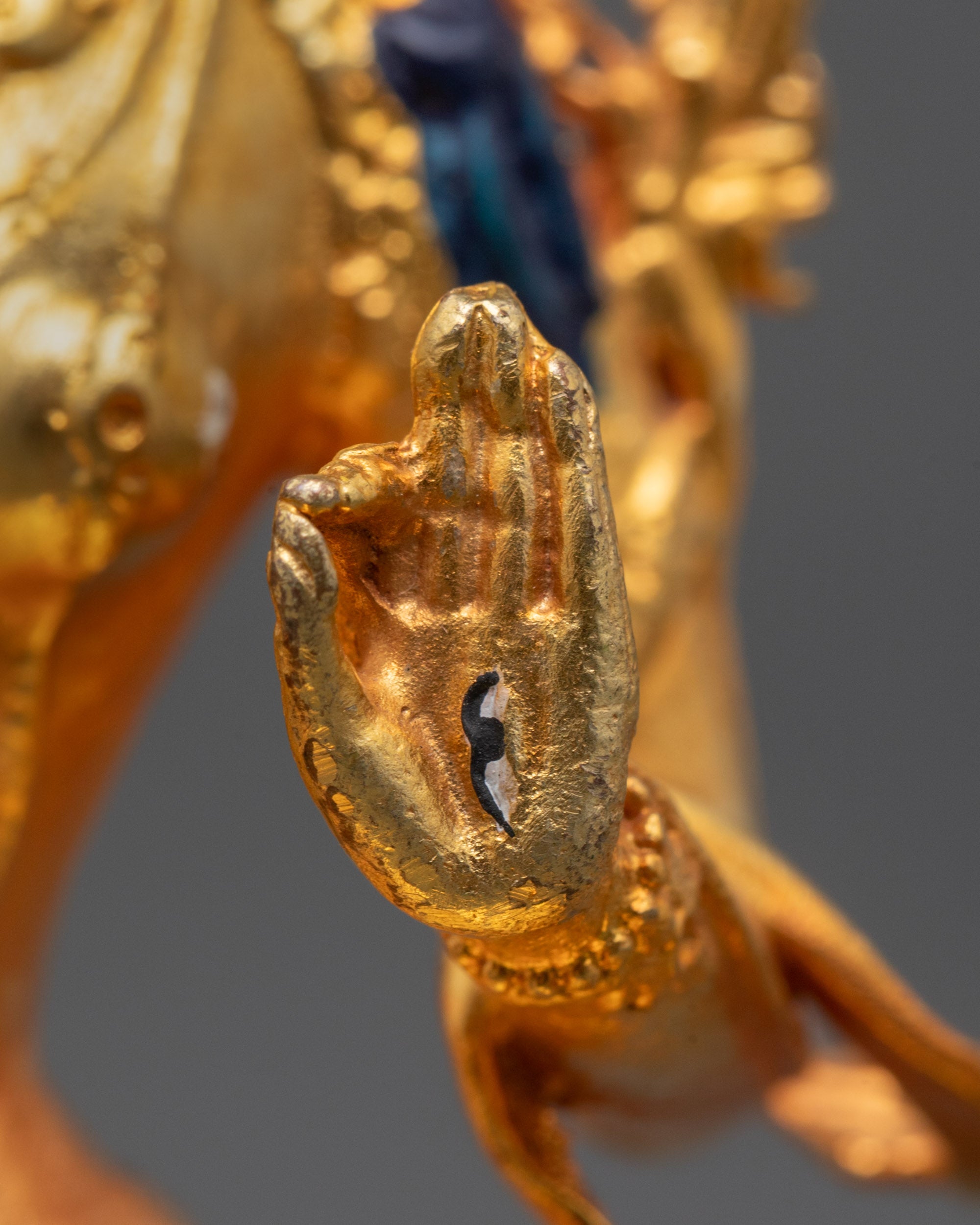 Sita Tara Statue | Machine-Made Peaceful Mother Goddess Sculpture