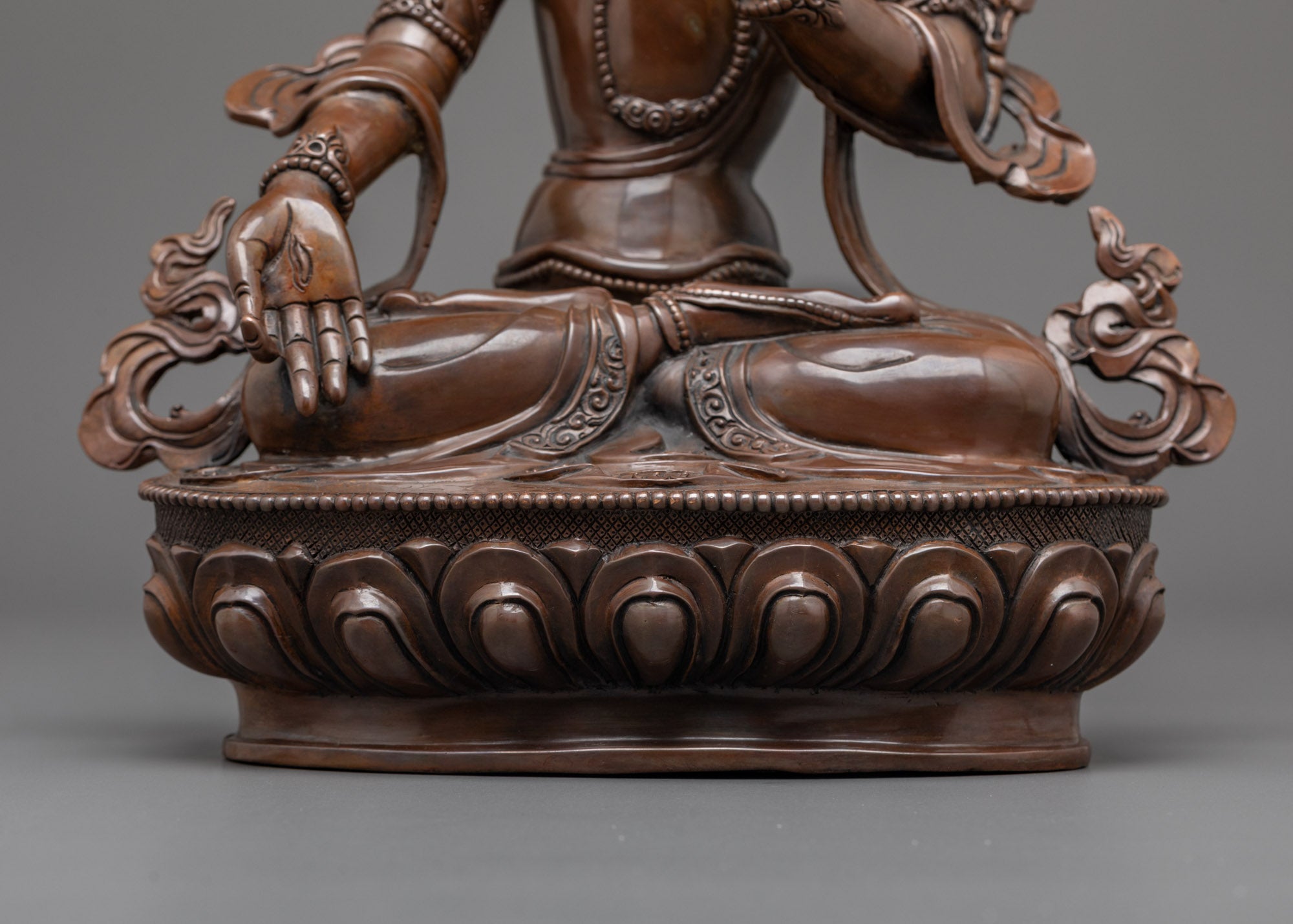 Seven-Eyed White Tara Statue | Protector of Health