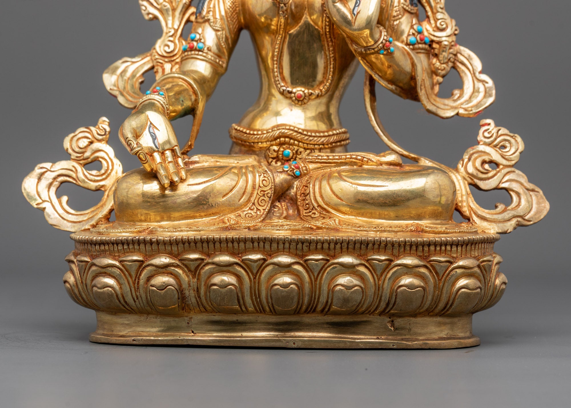 Divine White Tara Statue | Embody Peace and Longevity