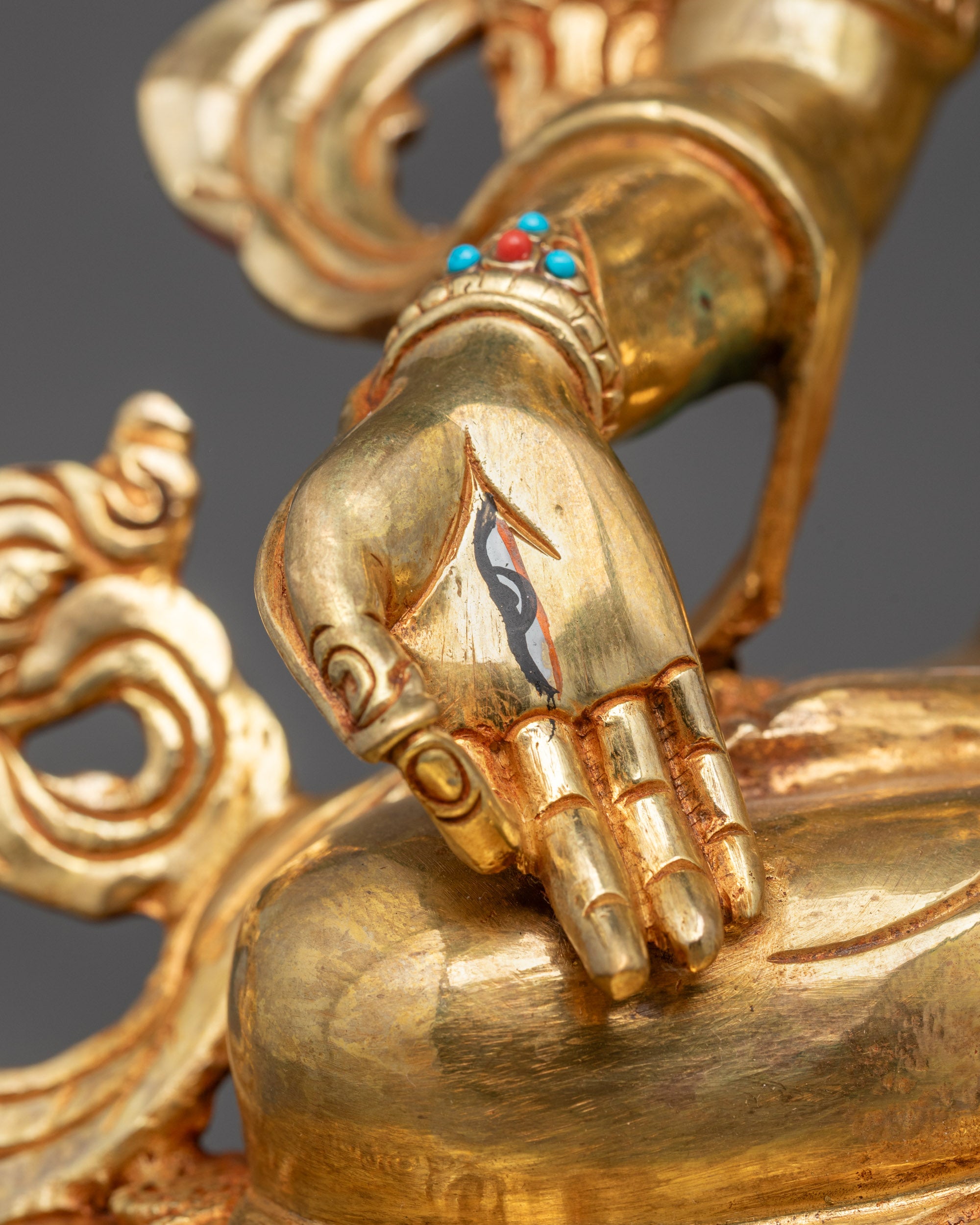 Divine White Tara Statue | Embody Peace and Longevity