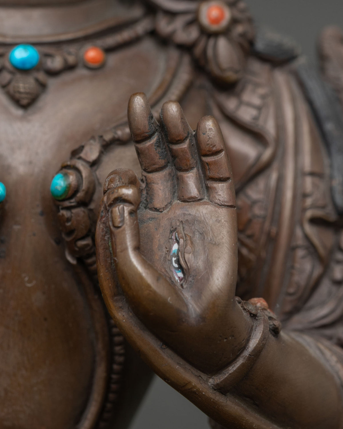 Oxidized White Tara Statue | Seven-Eyed Tara for Healing and Peace