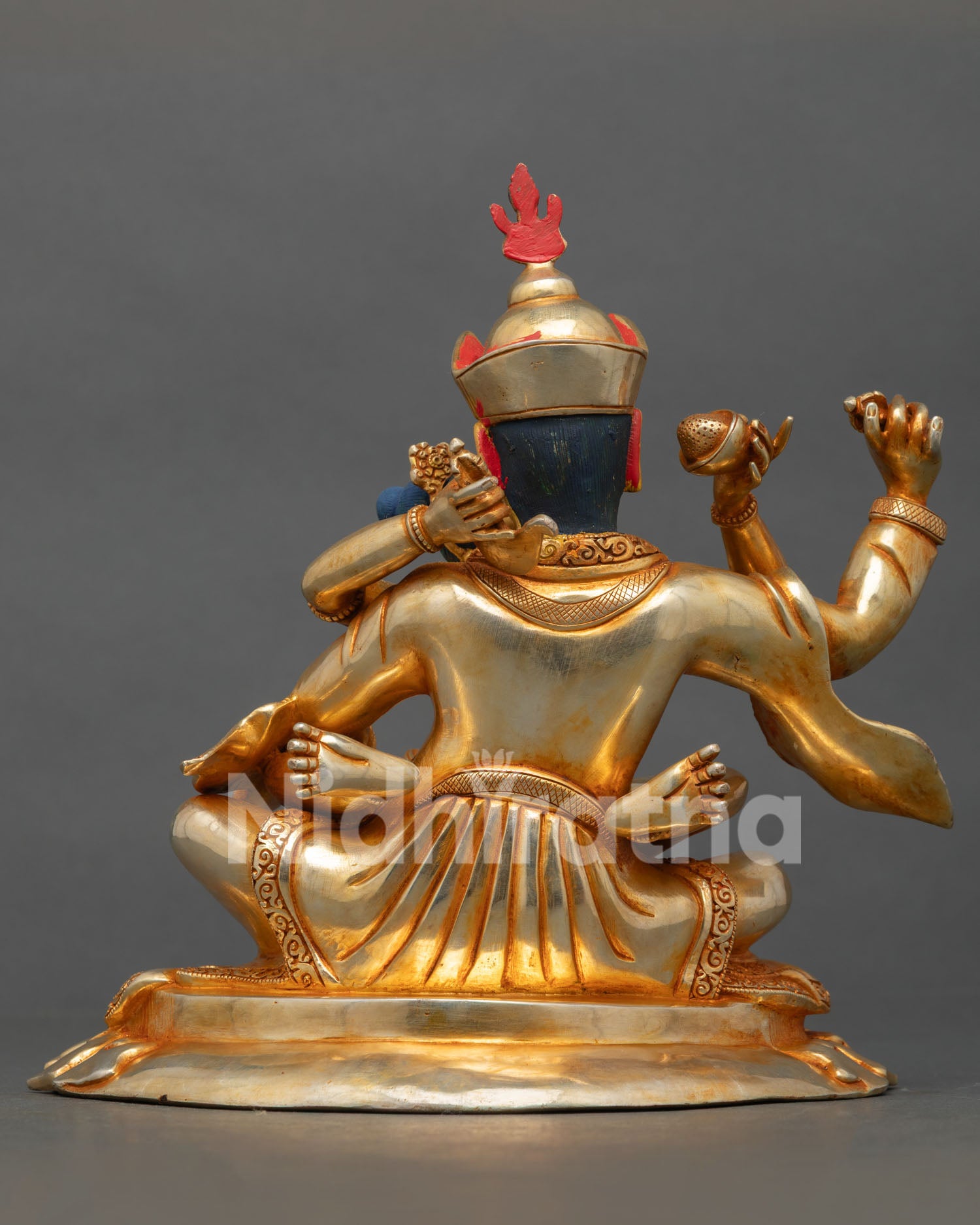 back view of guru rinpoche and yeshe tsogyal statue with detailed craftsmanship