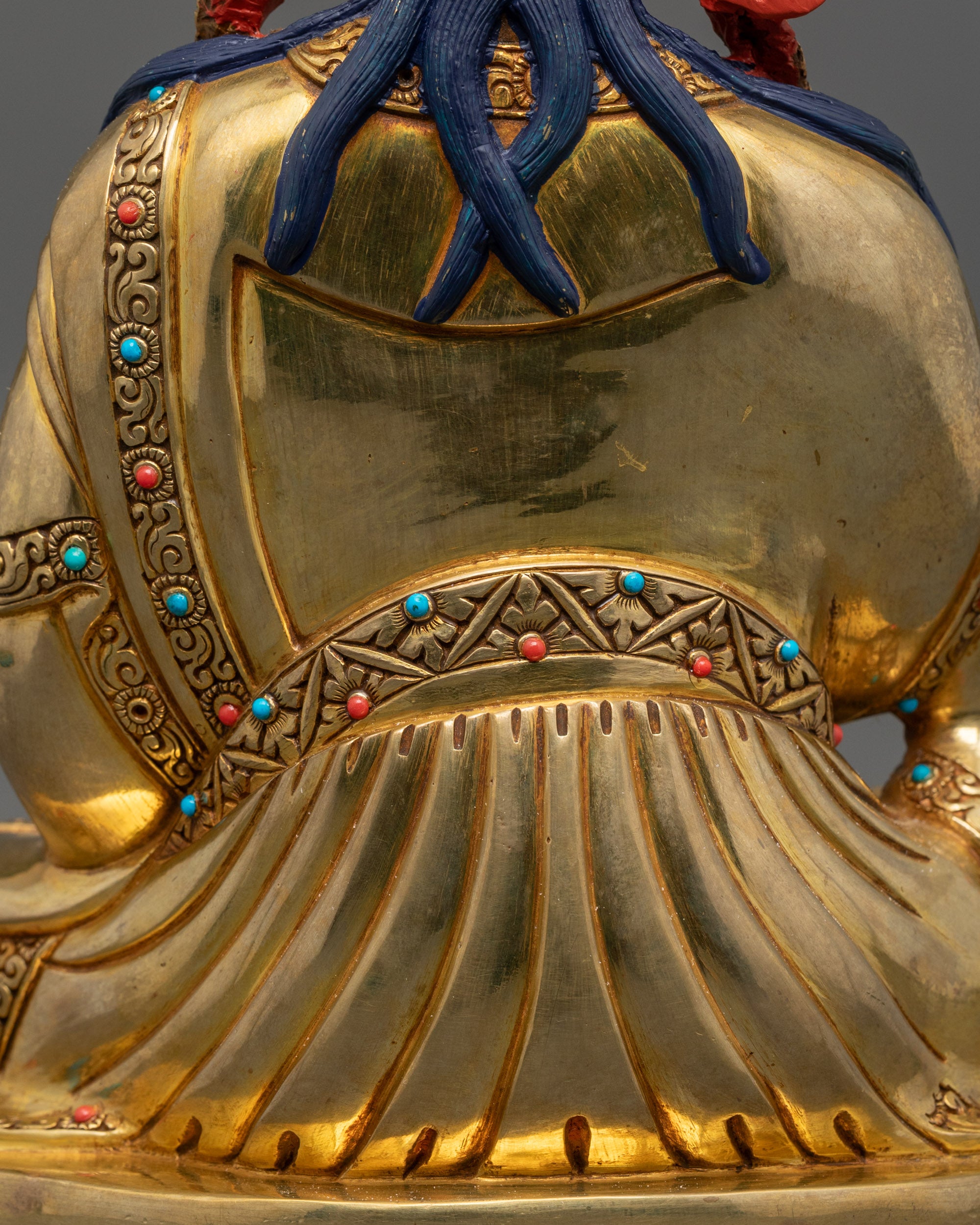 Handcrafted Guru Rinpoche Statue | Detailed Statue for Spiritual Blessings