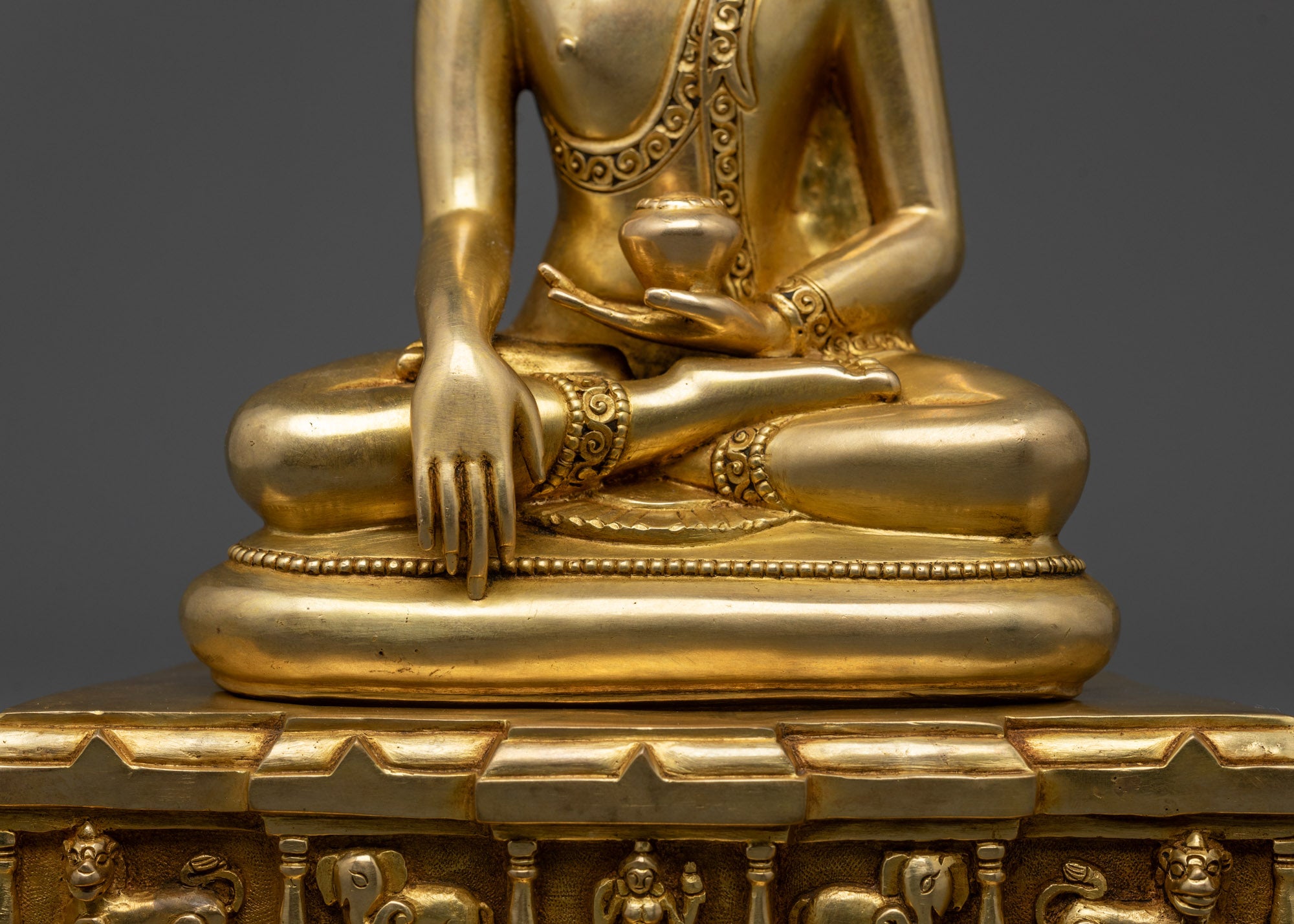 Sacred Gold Fire-Gilded Shakyamuni Buddha Sculpture | Spiritual Art