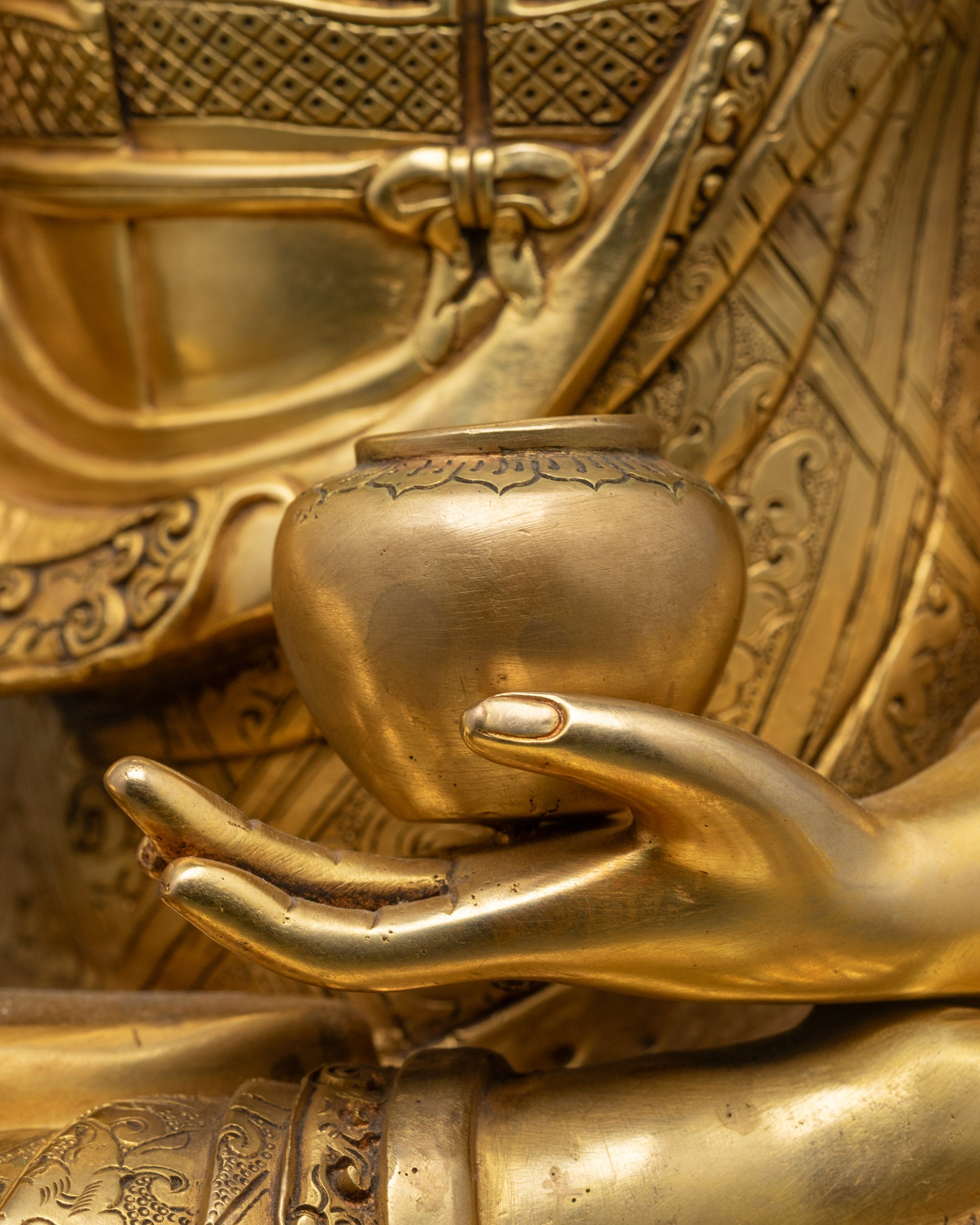 24K Fire Gold Gilded Buddha Shakyamuni Statue | Buddhist Artwork