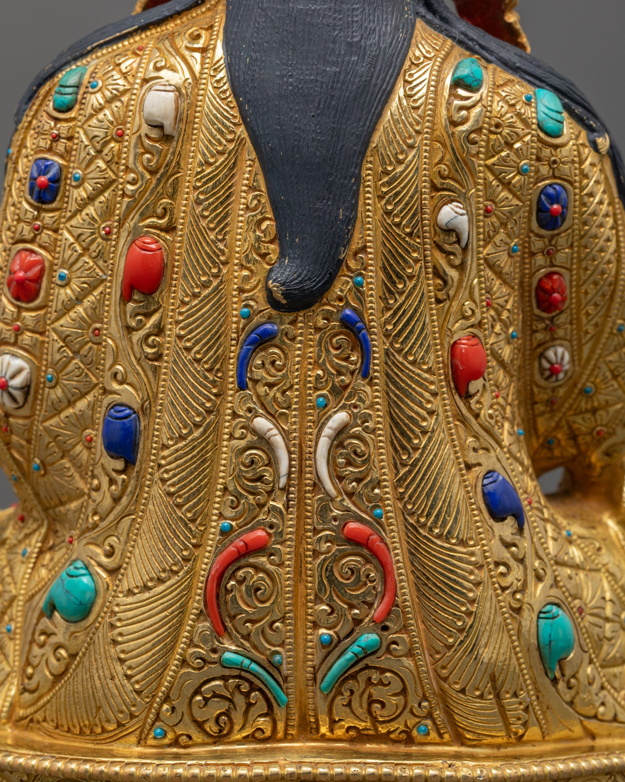 Guru Rinpoche Statue | Spiritual Master of Vajrayana Buddhism