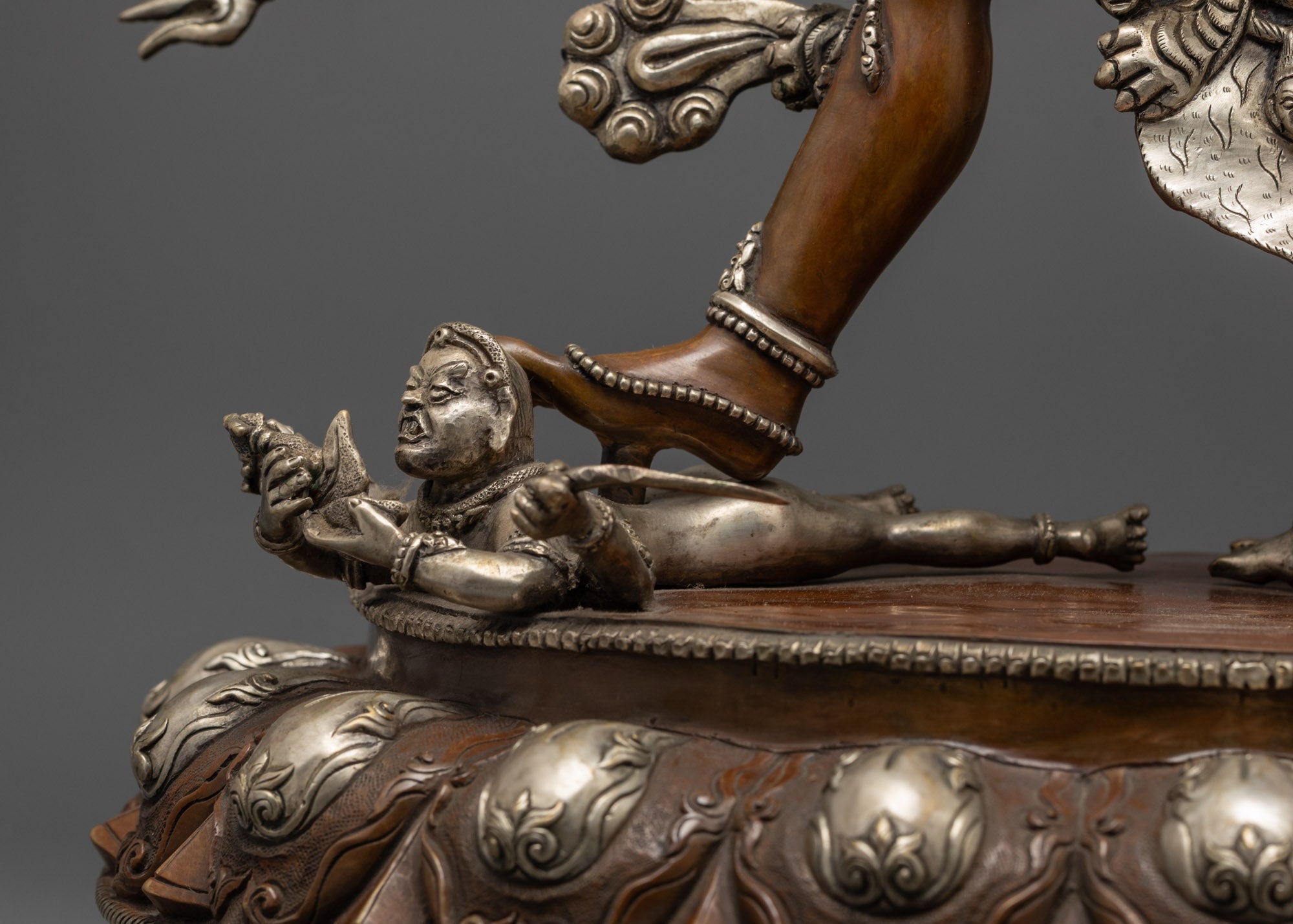 Oxidized Tantra Kalachakra Statue | Wheel of Time Deity for Rituals