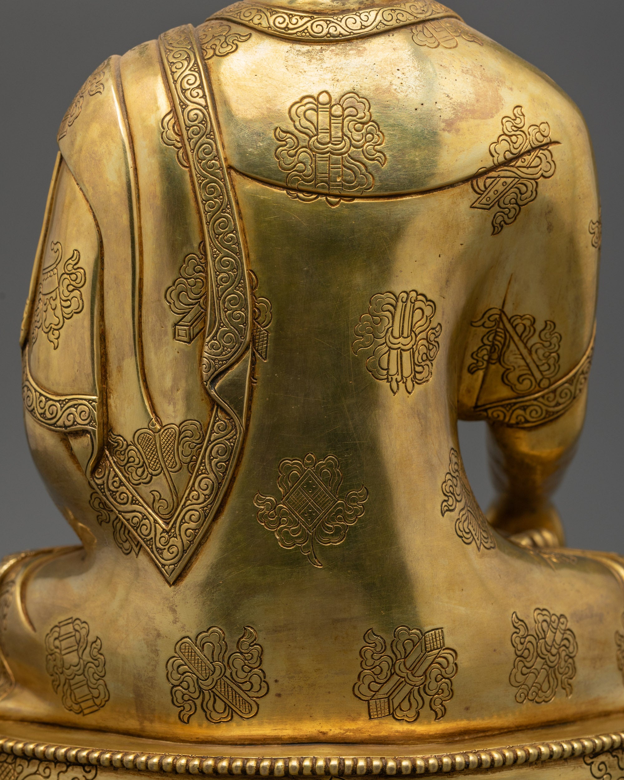 Smooth Shakyamuni Buddha Statue | The Enlightened One Meditation Idol