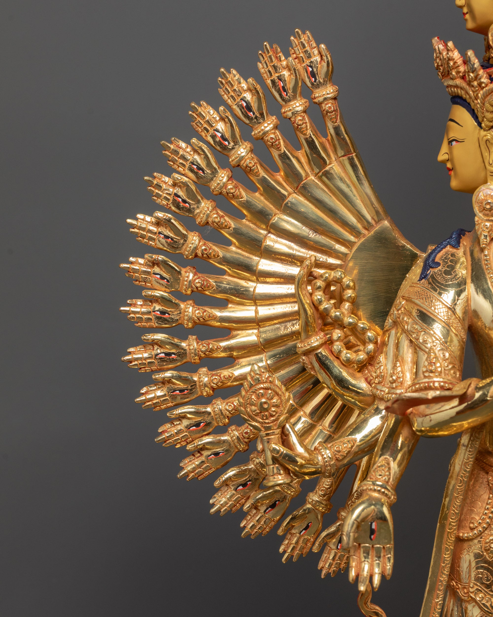 Thousand-Armed Avalokiteshvara Statue | Tibetan Buddhist Sculpture
