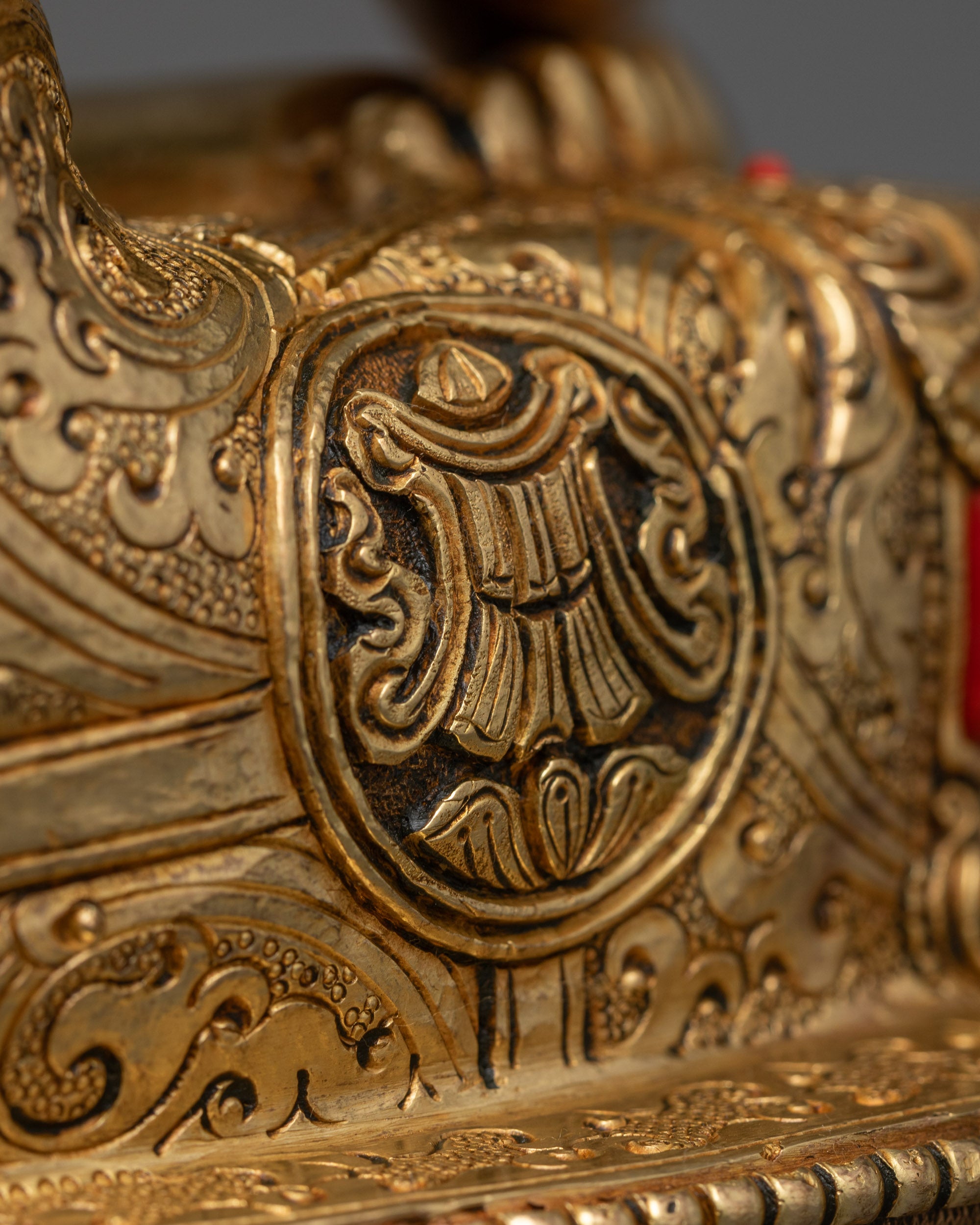 Shakyamuni Buddha Statue for Serenity | 24K Fire Gold-Gilded Sculpture
