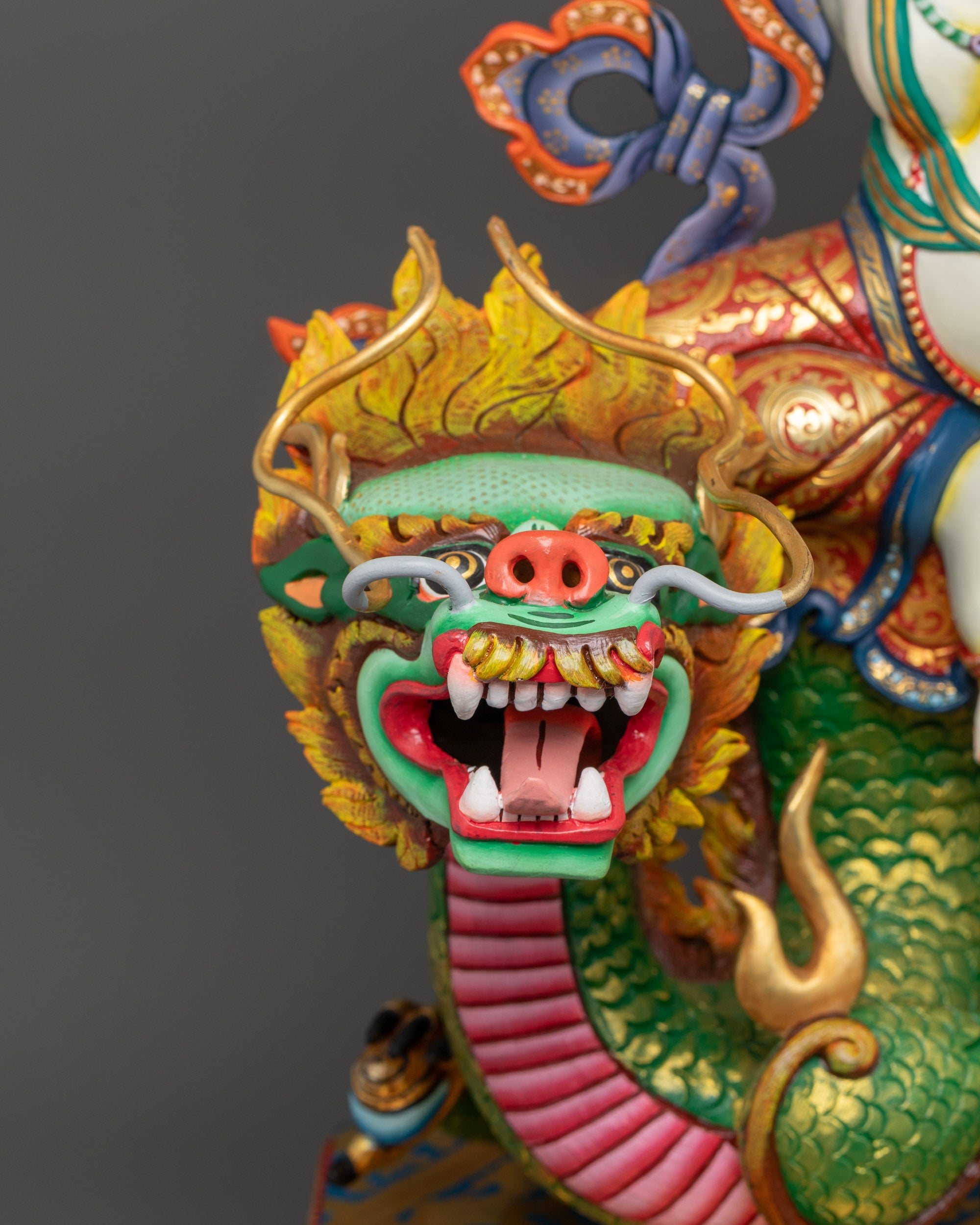 Nepalese White Dzambhala Statue | God of Prosperity