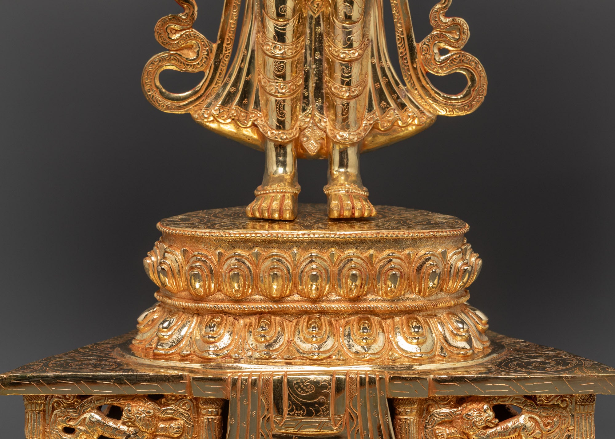 Thousand-Armed Avalokiteshvara Statue | Tibetan Buddhist Sculpture