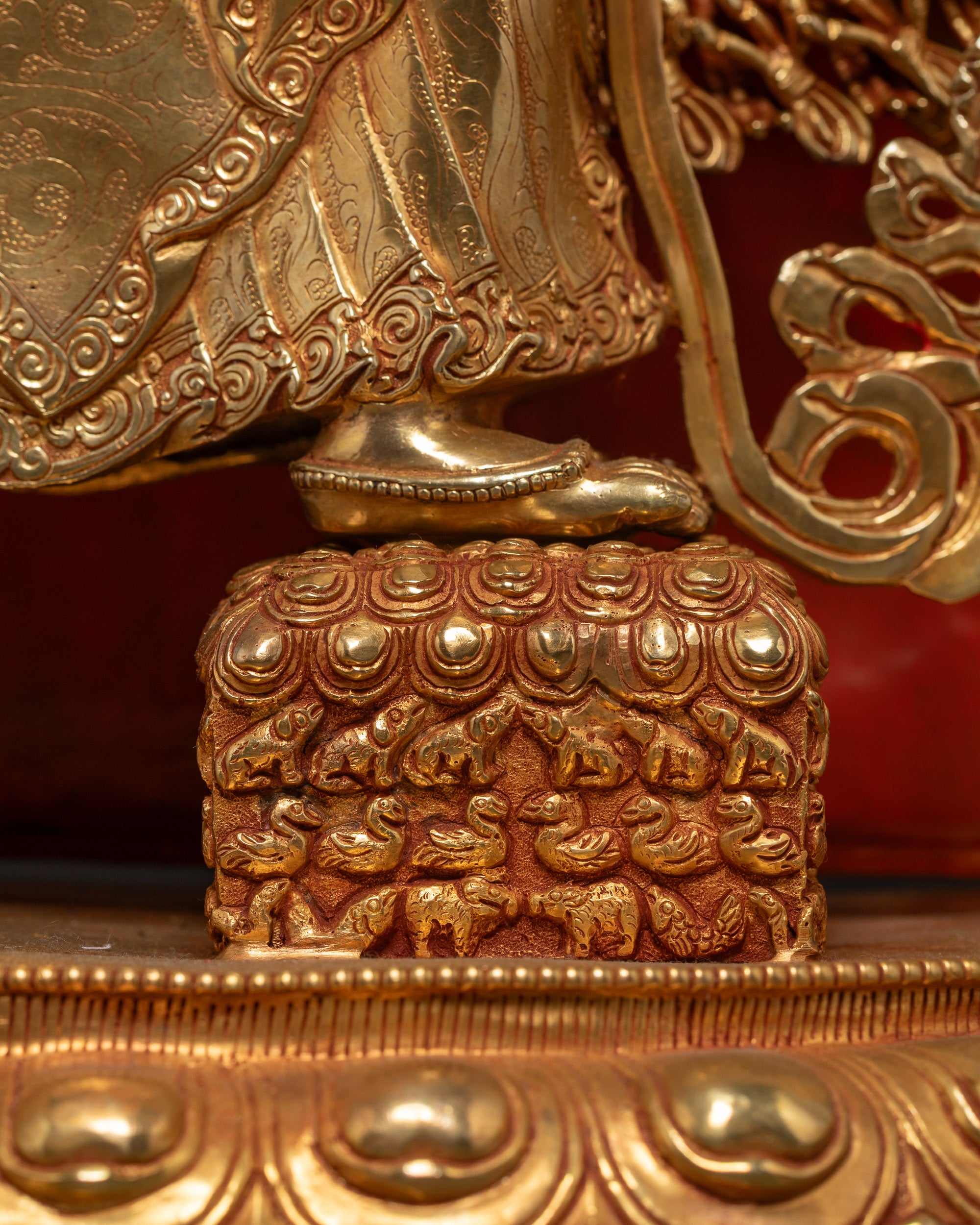 Thousand-Arm Dukar Statue | Detailed Bodhisattva Sculpture from Nepal