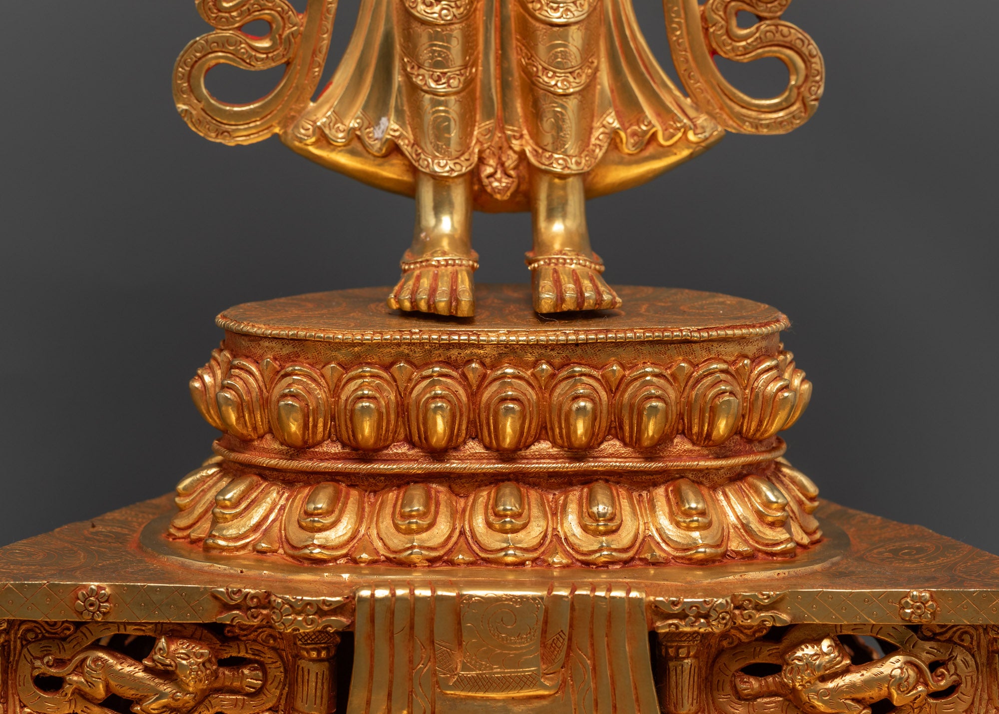 1000-Armed Guan Yin Sculpture | Traditional Nepalese Artwork
