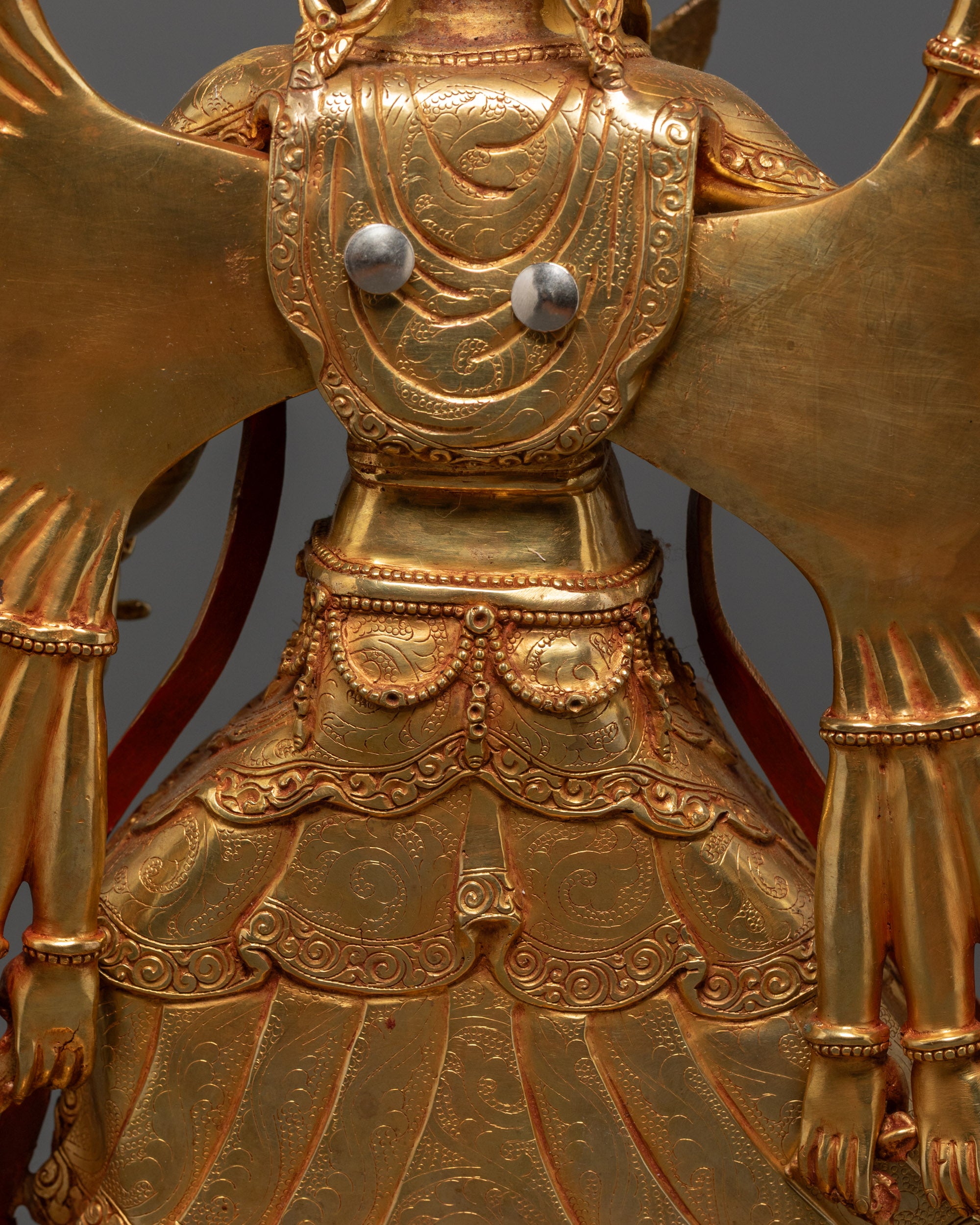 Thousand-Arm Dukar Statue | Detailed Bodhisattva Sculpture from Nepal