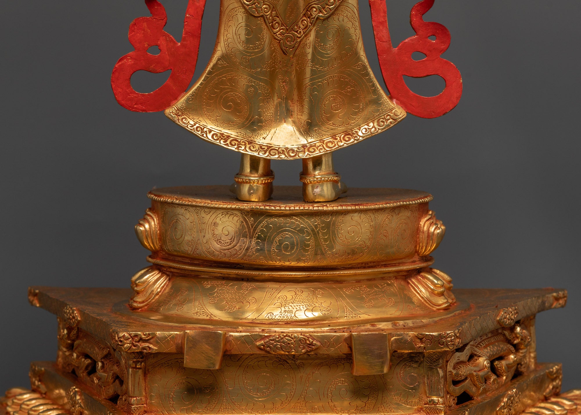 1000-Armed Guan Yin Sculpture | Traditional Nepalese Artwork