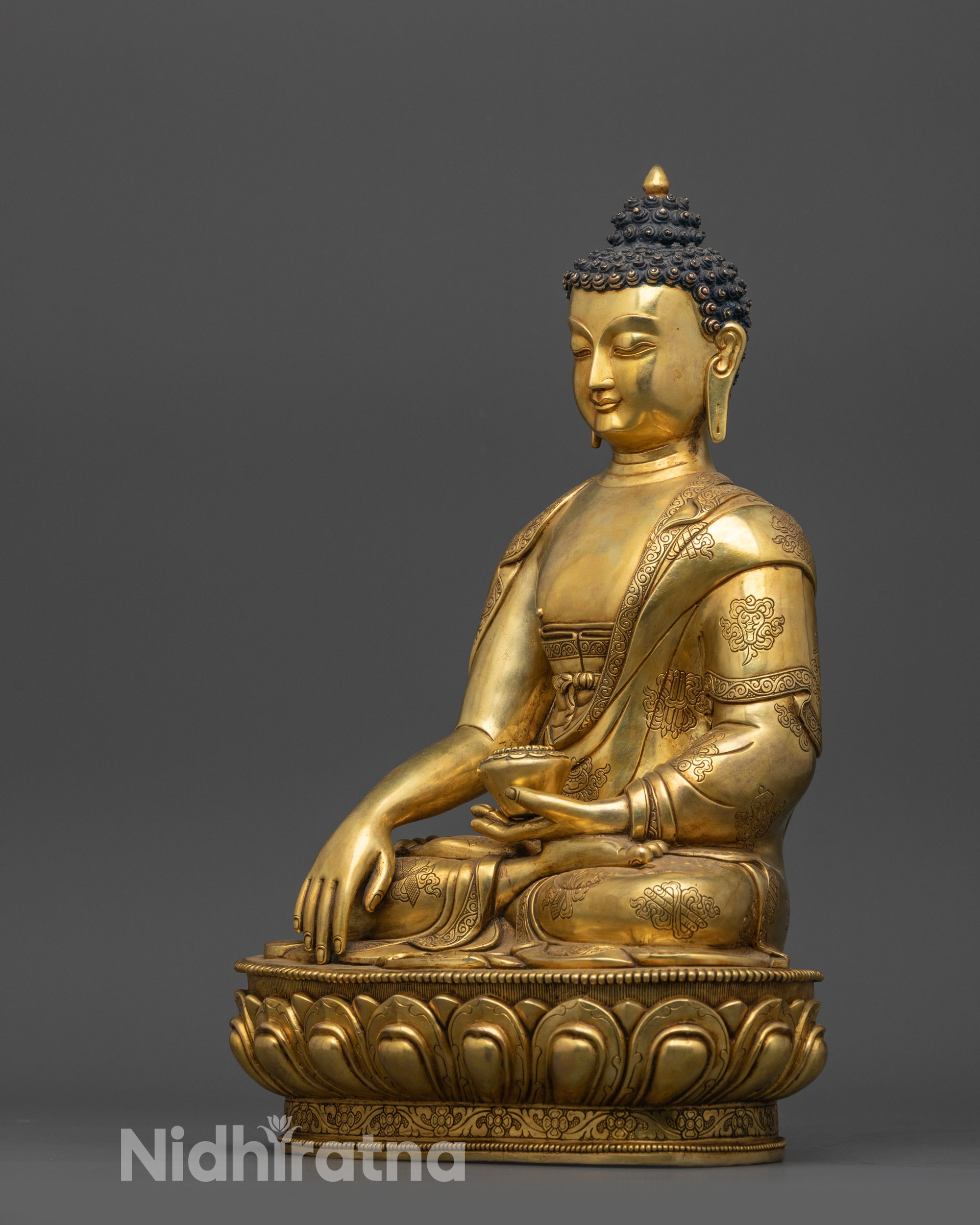 Smooth Shakyamuni Buddha Statue | The Enlightened One Meditation Idol