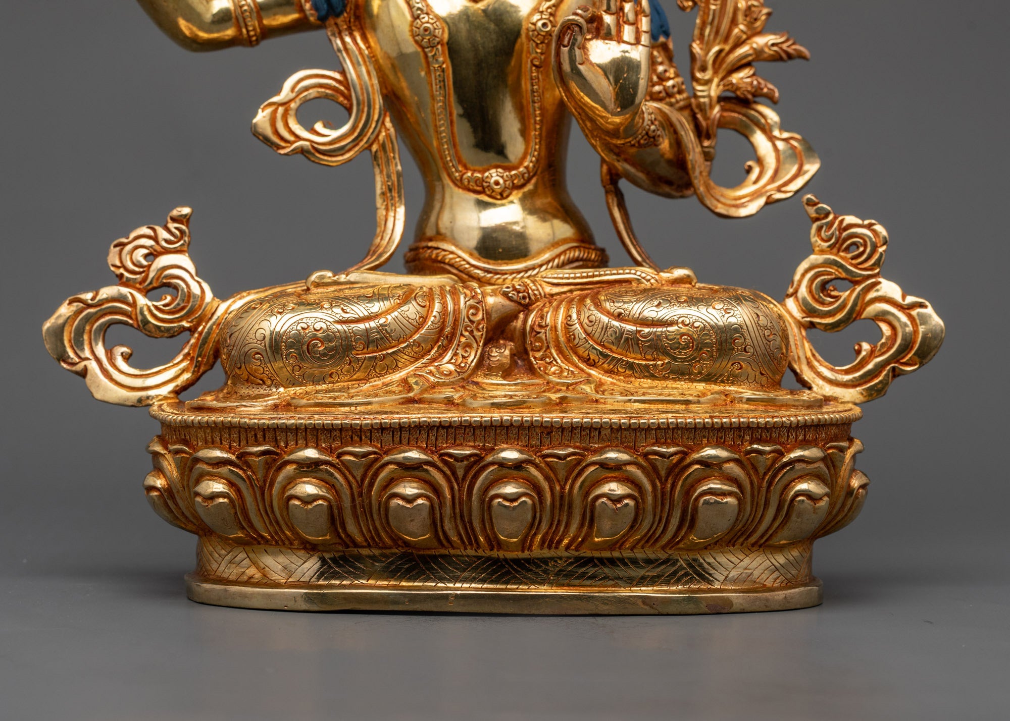 Manjushri Bodhisattva Statue | Symbol of Enlightened Wisdom