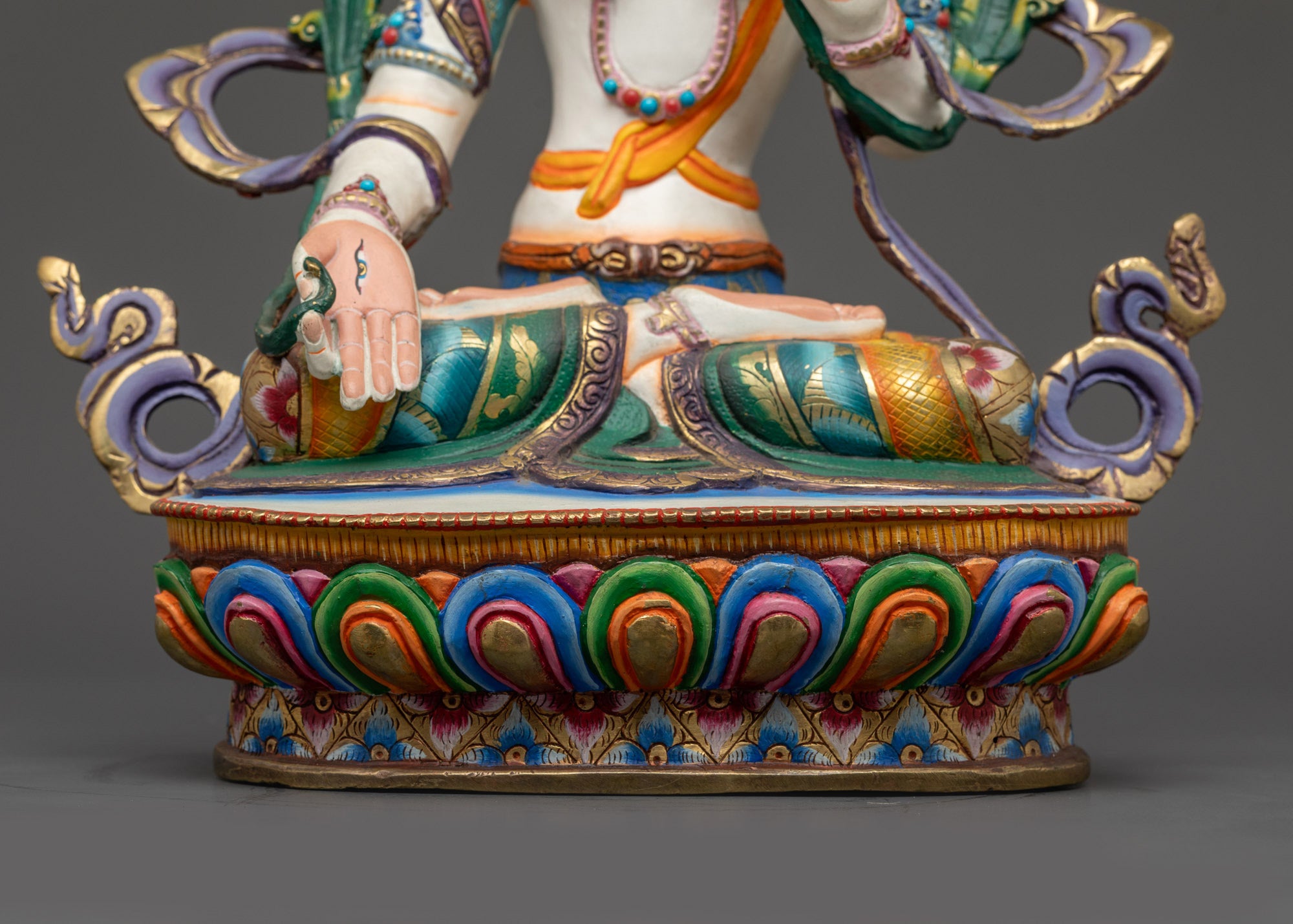 Seven-Eyed Jetsun Drolma Statue | Traditional Himalayan Spiritual Art