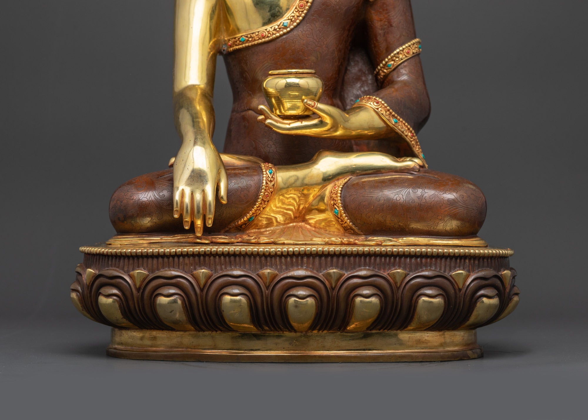 Buddha Shakyamuni with Disciples