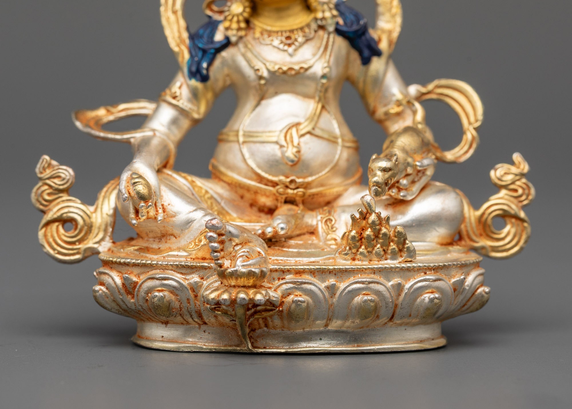 Precision-Made Dzambhala Idol | Silver-Plated Devotional Wealth Figure