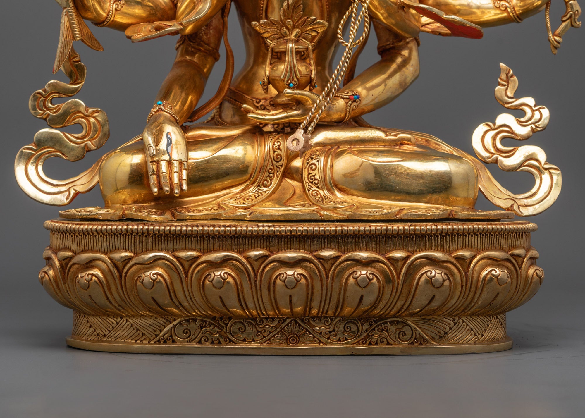 Buddhist Namgyalma Statue | Traditional Himalayan Craftsmanship