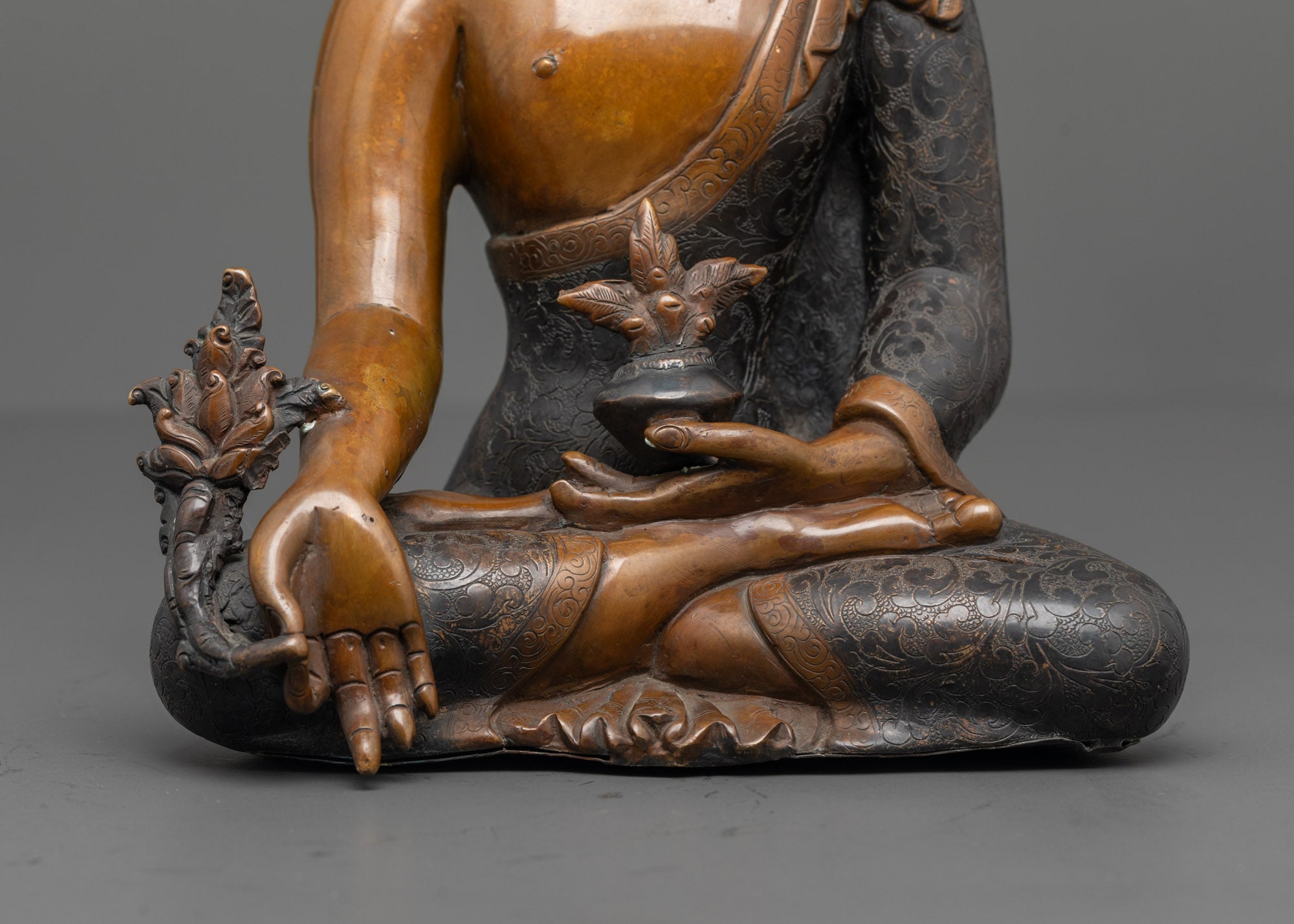Oxidized Medicine Buddha Statue | Spiritual Gift for Healing & Peace