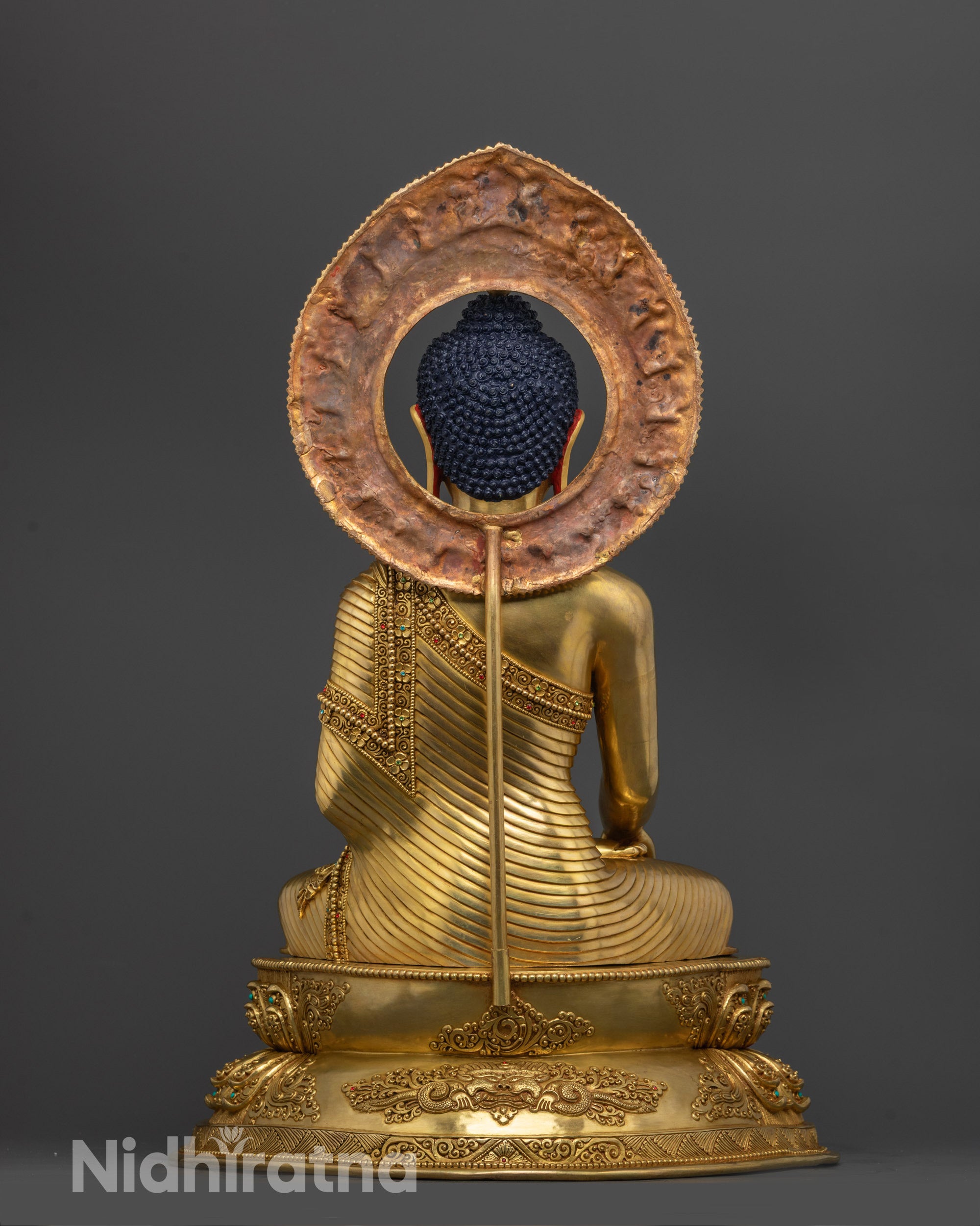 Enlightened Shakyamuni Buddha Statue | Peaceful Meditating Sculpture
