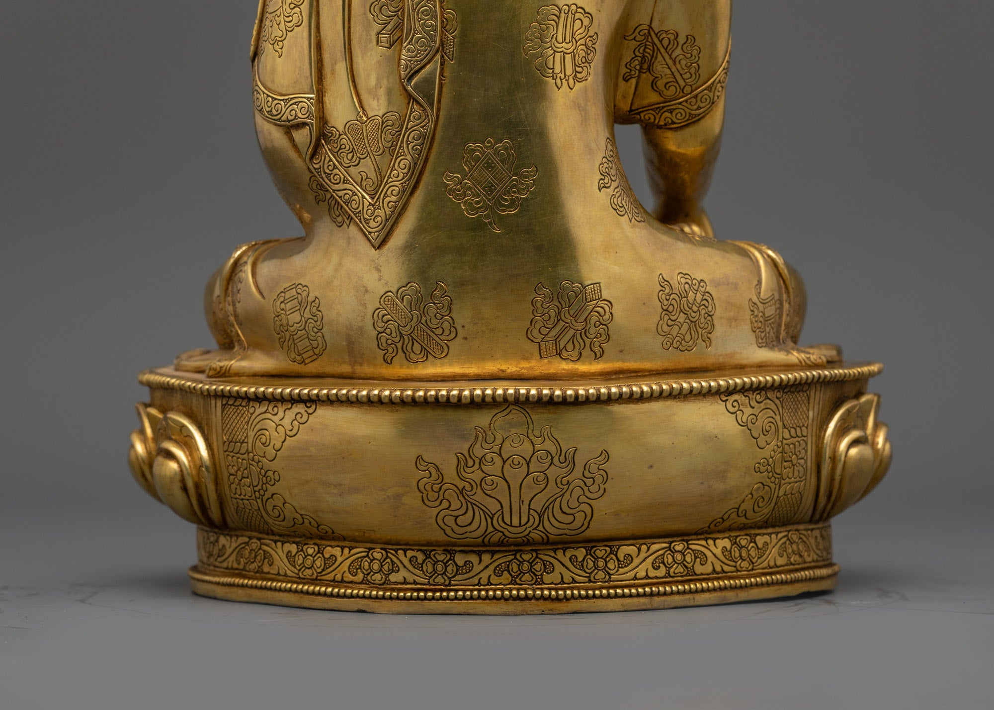 Smooth Shakyamuni Buddha Statue | The Enlightened One Meditation Idol