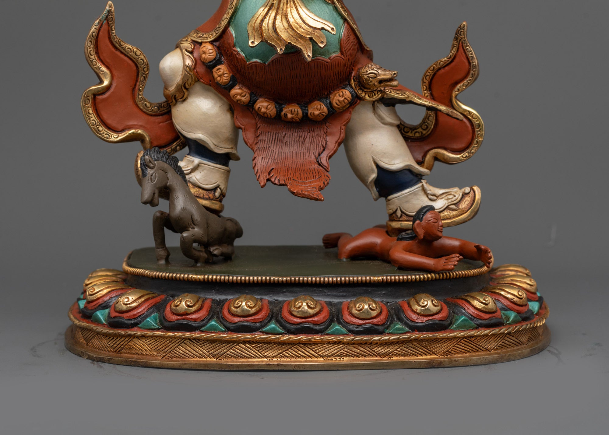 Chamsing Begtsen Chen Statue | Handcrafted Tibetan Protector Deity