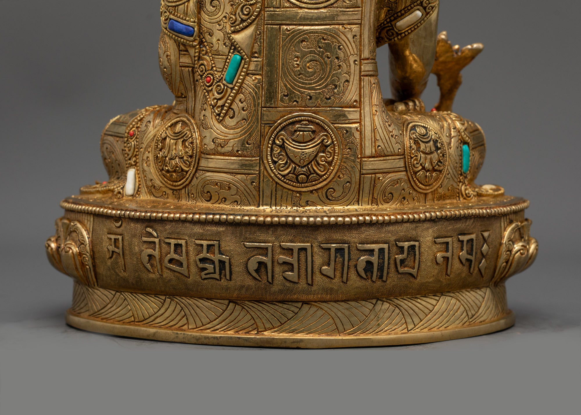 Detailed Medicine Buddha Sculpture | Exquisite Healing Statue for Altar