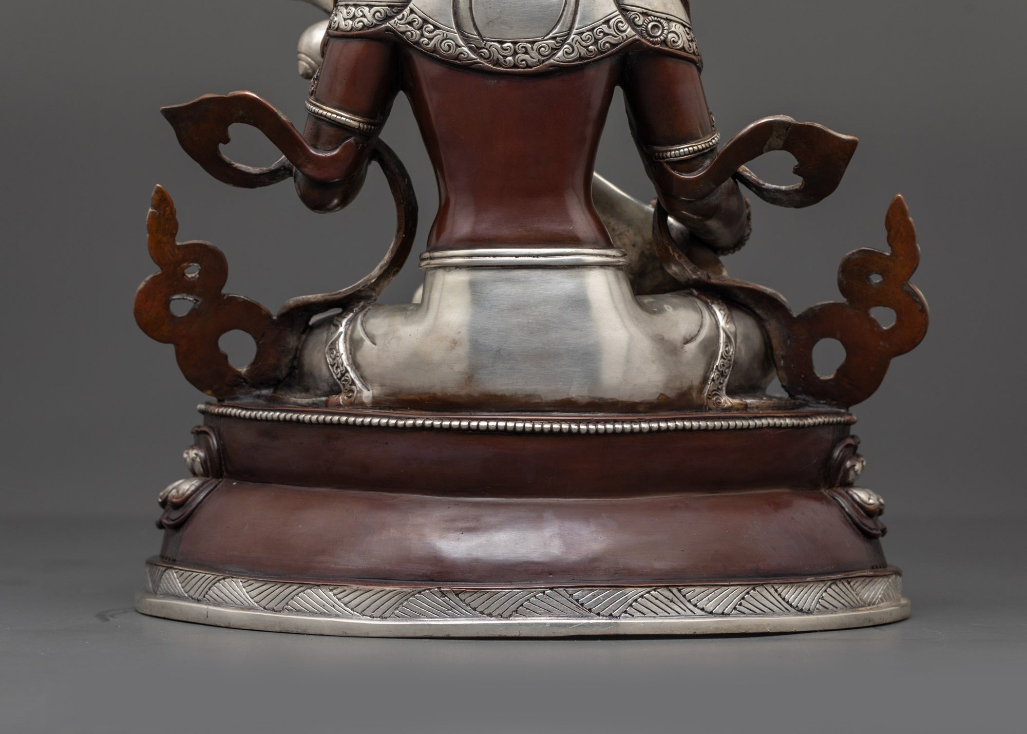 Exquisite Oxidized Saraswati Statue | Handcrafted Goddess of knowledge
