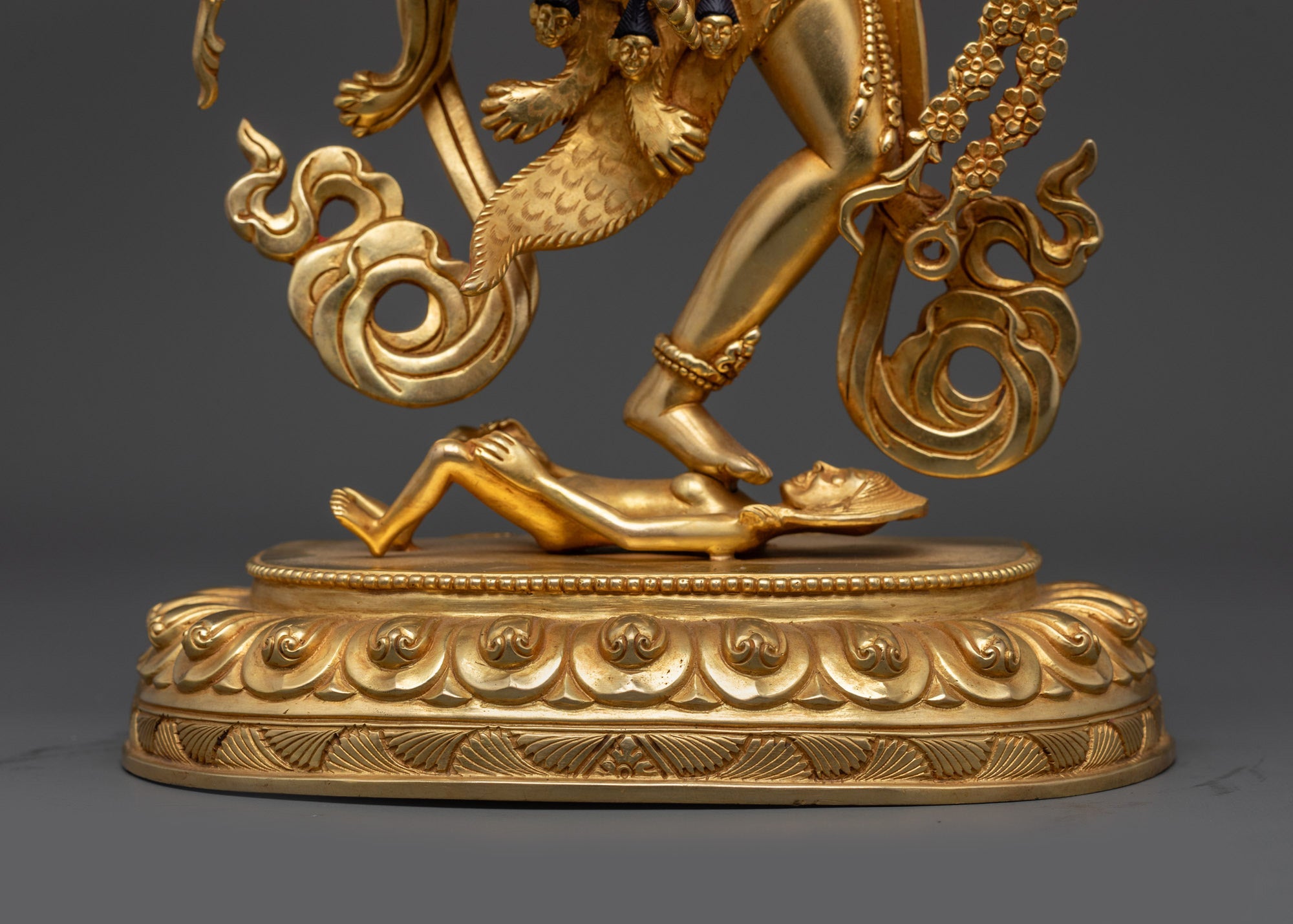 Handcrafted Kurukulla Statue | 24K Gold-Gilded Goddess of Attraction