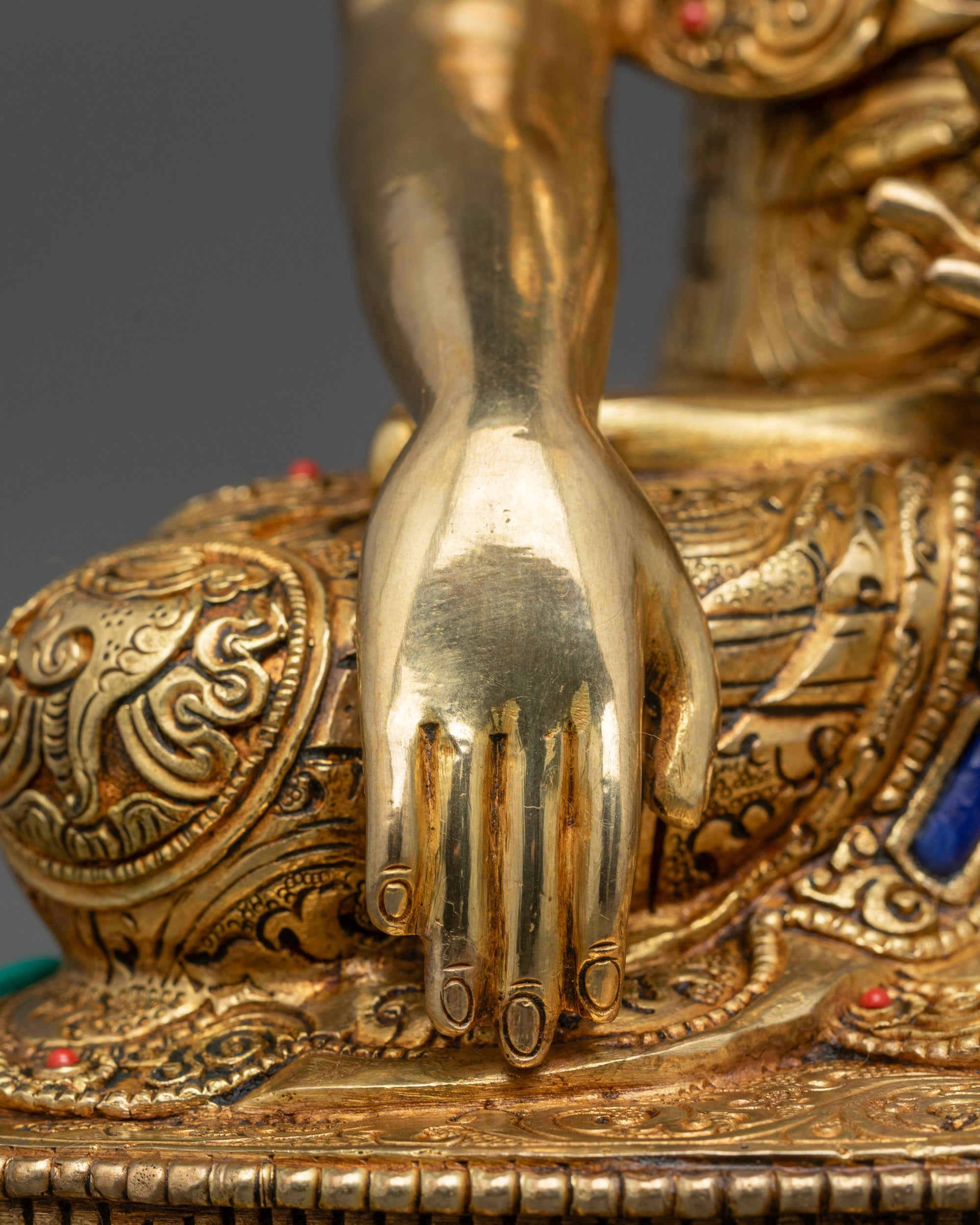 Shakyamuni Buddha Statue for Serenity | 24K Fire Gold-Gilded Sculpture